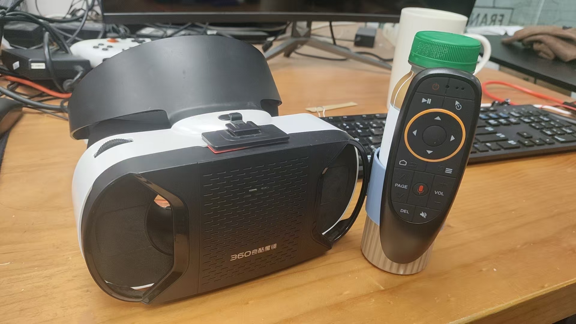 Gamebody motion-sensing programming player interactive peripheral, mobile VR glasses motion-sensing sports peripheral