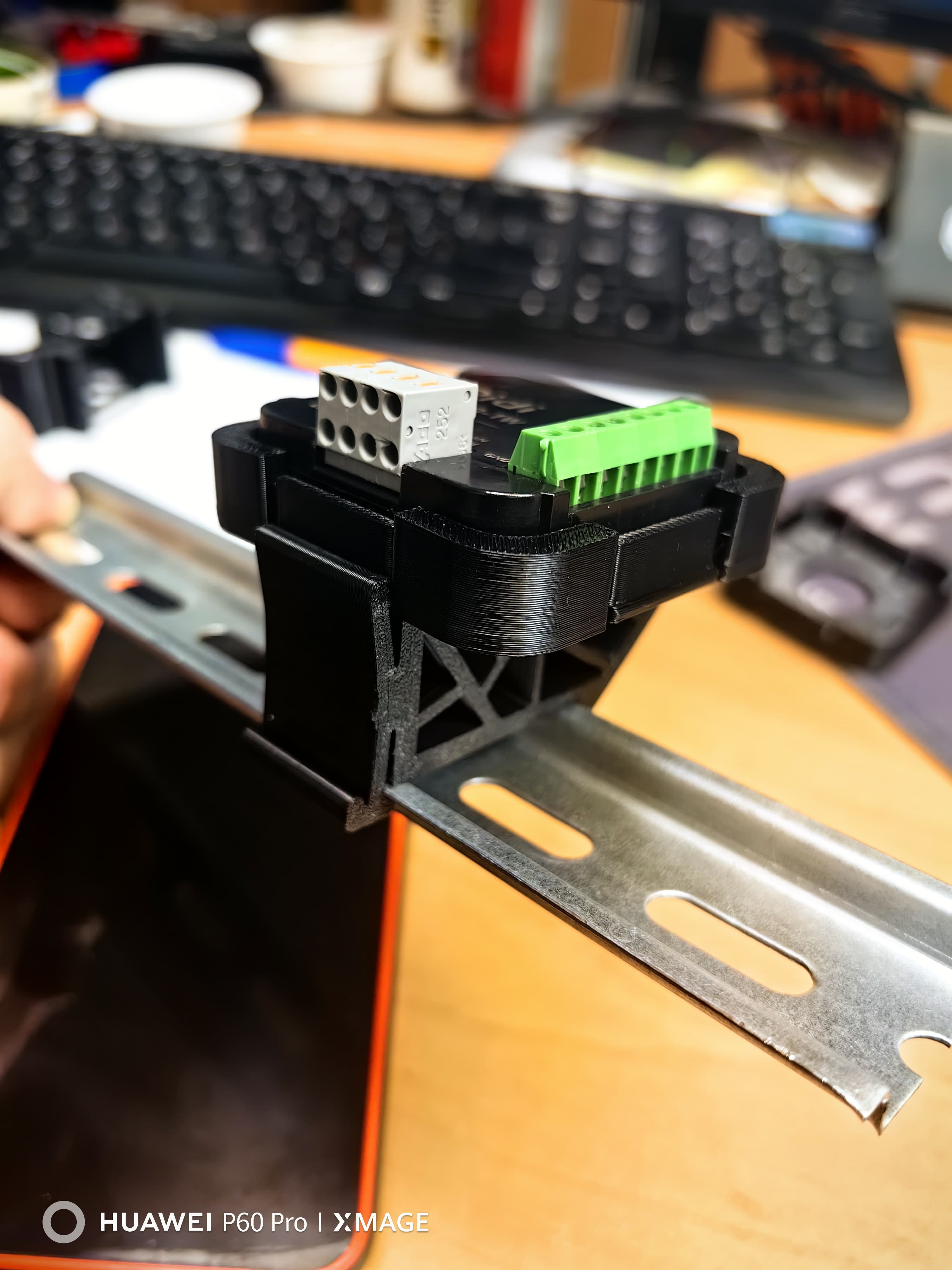 DIN rail mount for iRidi FM module, add din rail mount v2.