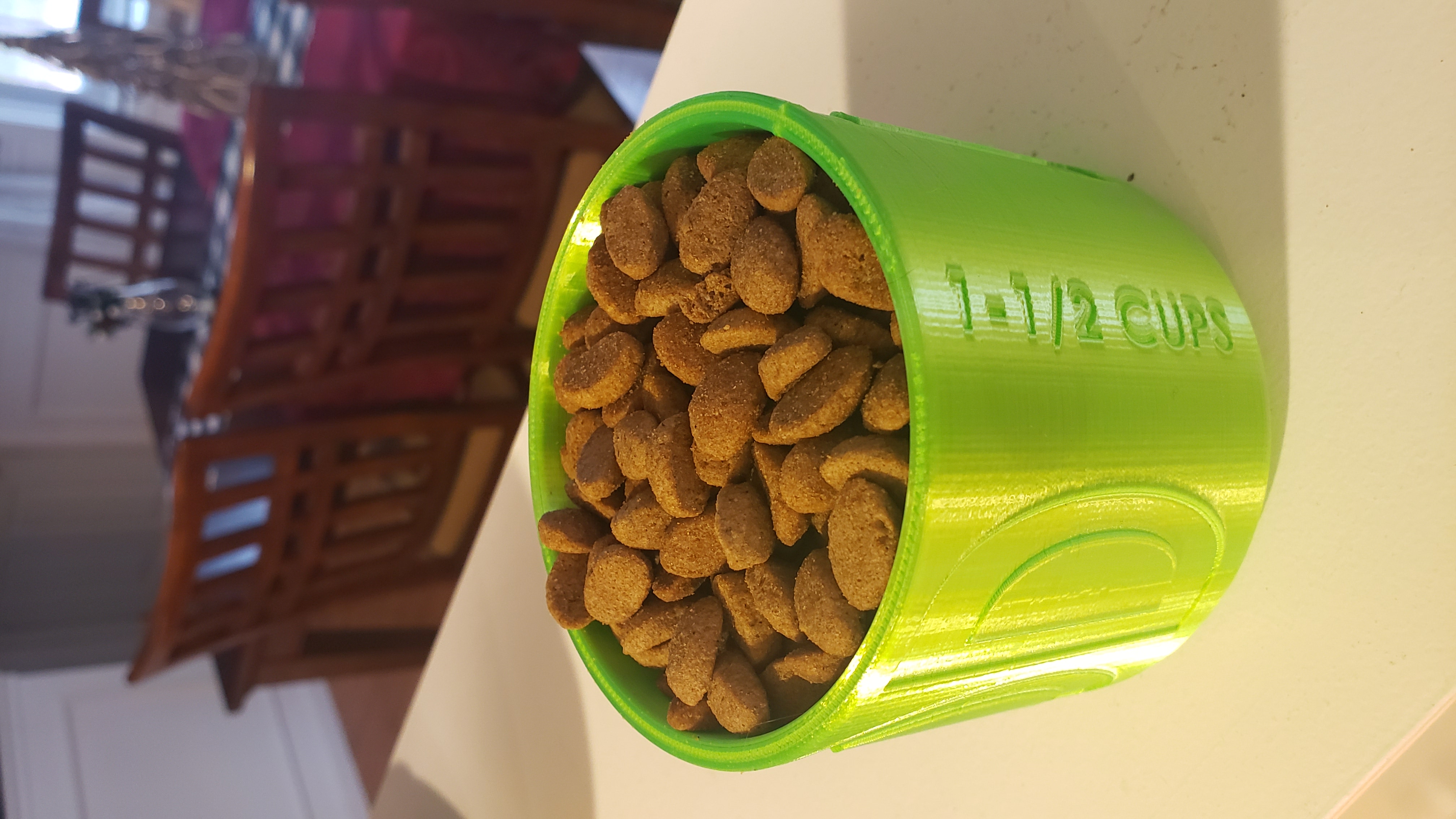 Pet Food Measuring Cup (1 Cup, 1.5 Cups, 2 Cups)