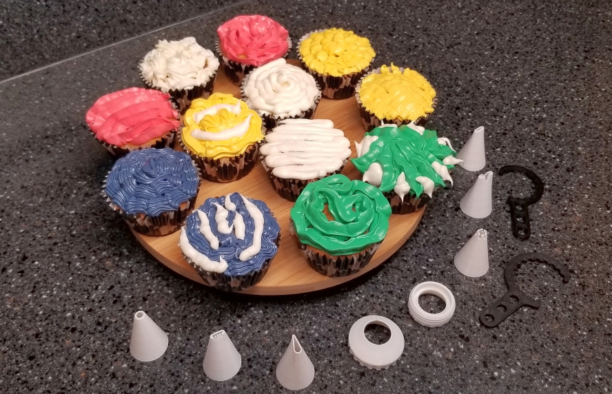 Frosting Piping Ends - Lock On!
