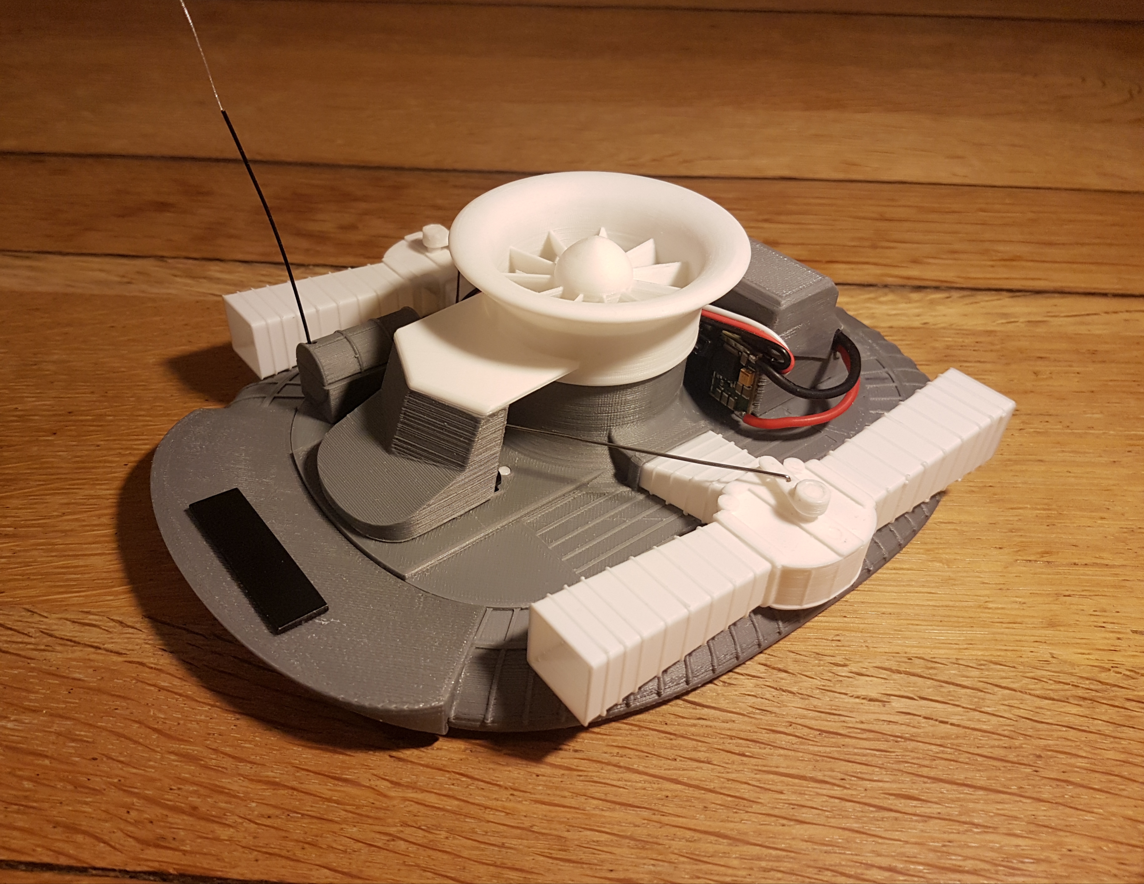 SR.N1 RC skirtless hovercraft 50/1 scale model srn1