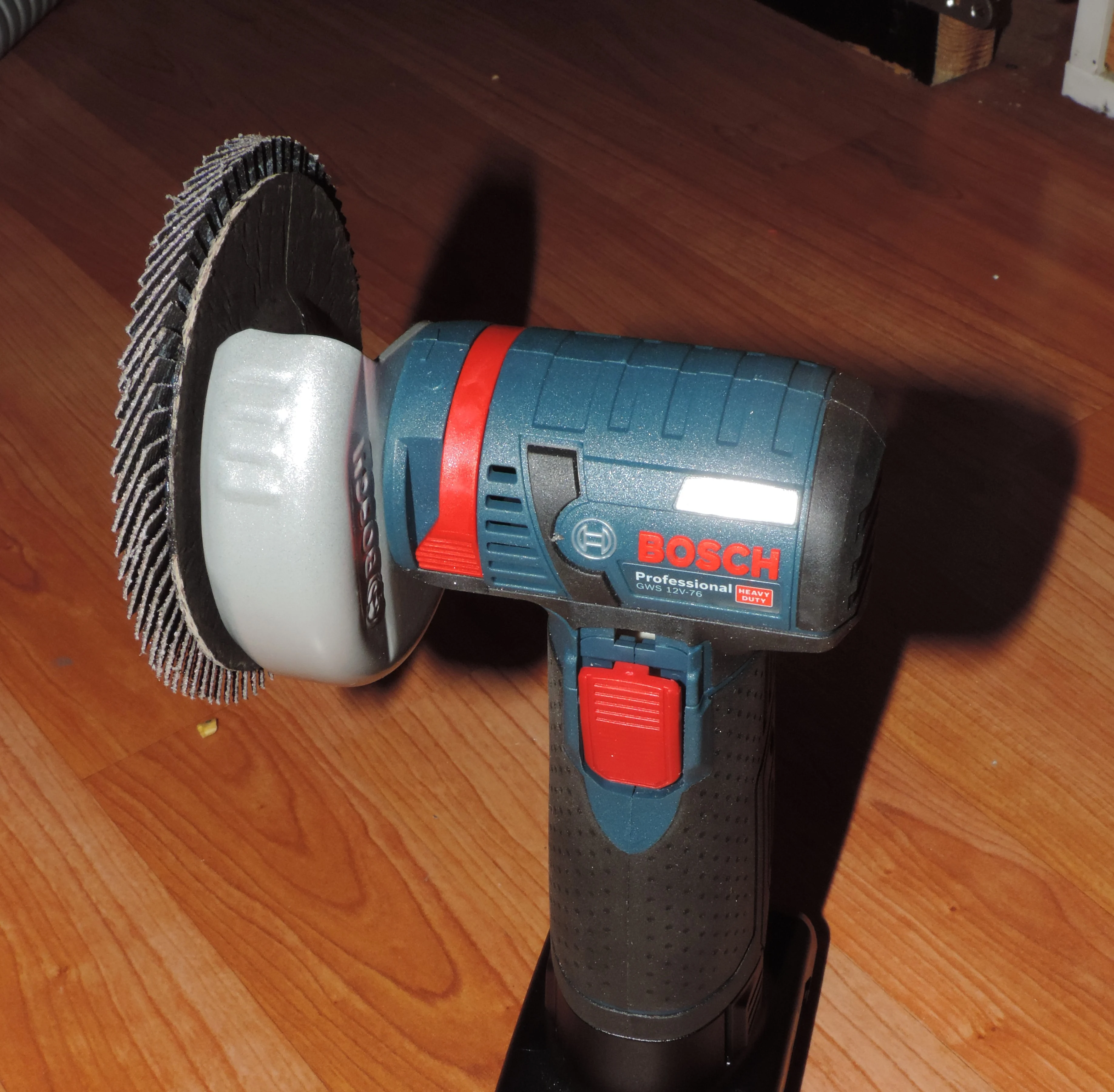 Bosch GWS 12V sanding adapter