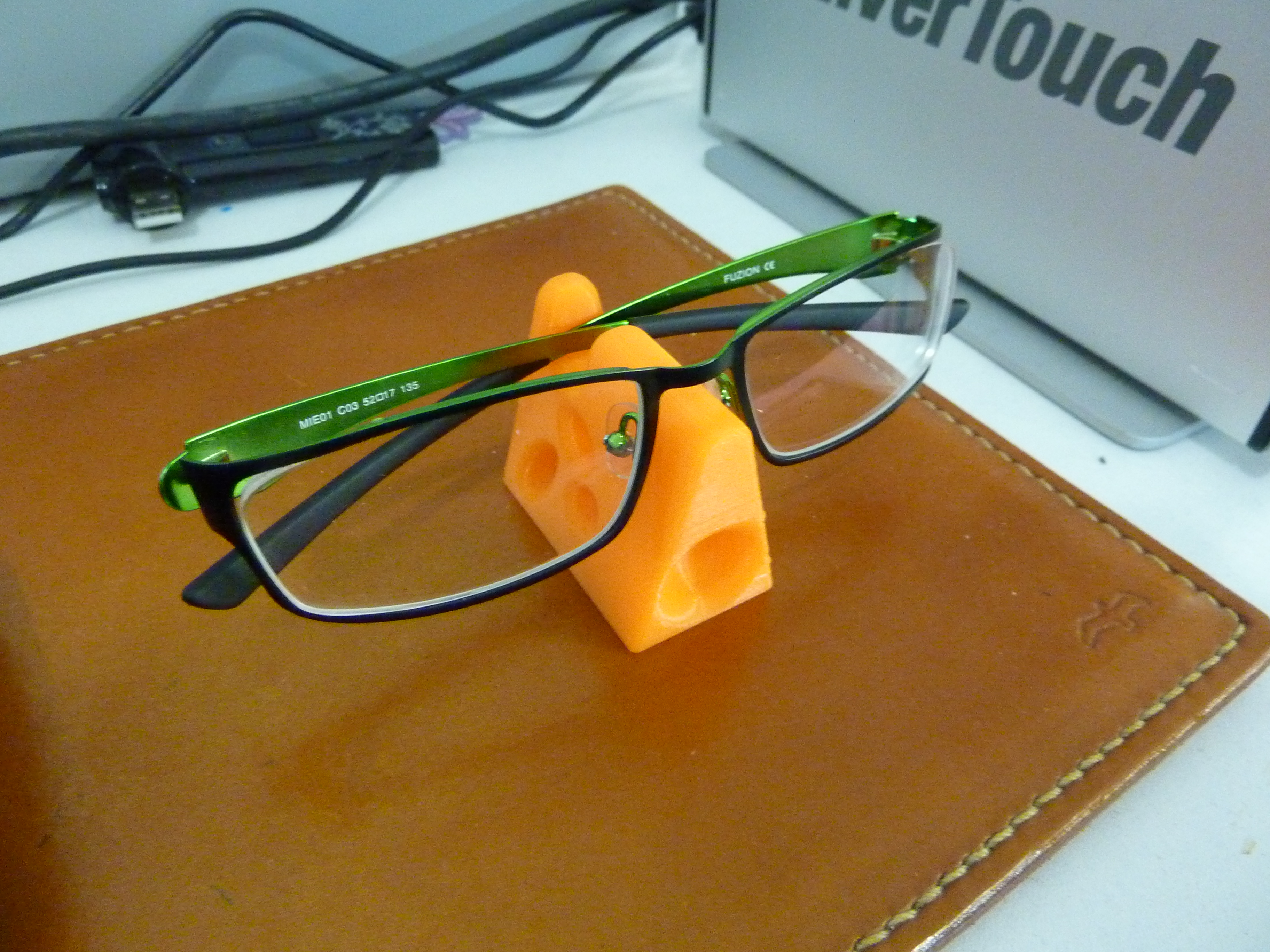 Glasses holder