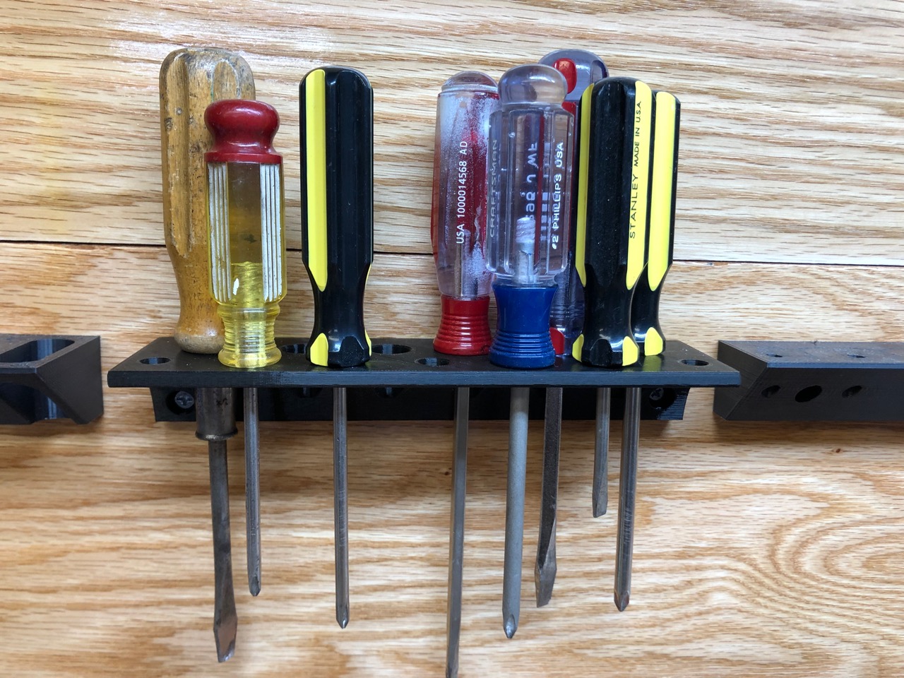 Double Row Screw Driver Mount