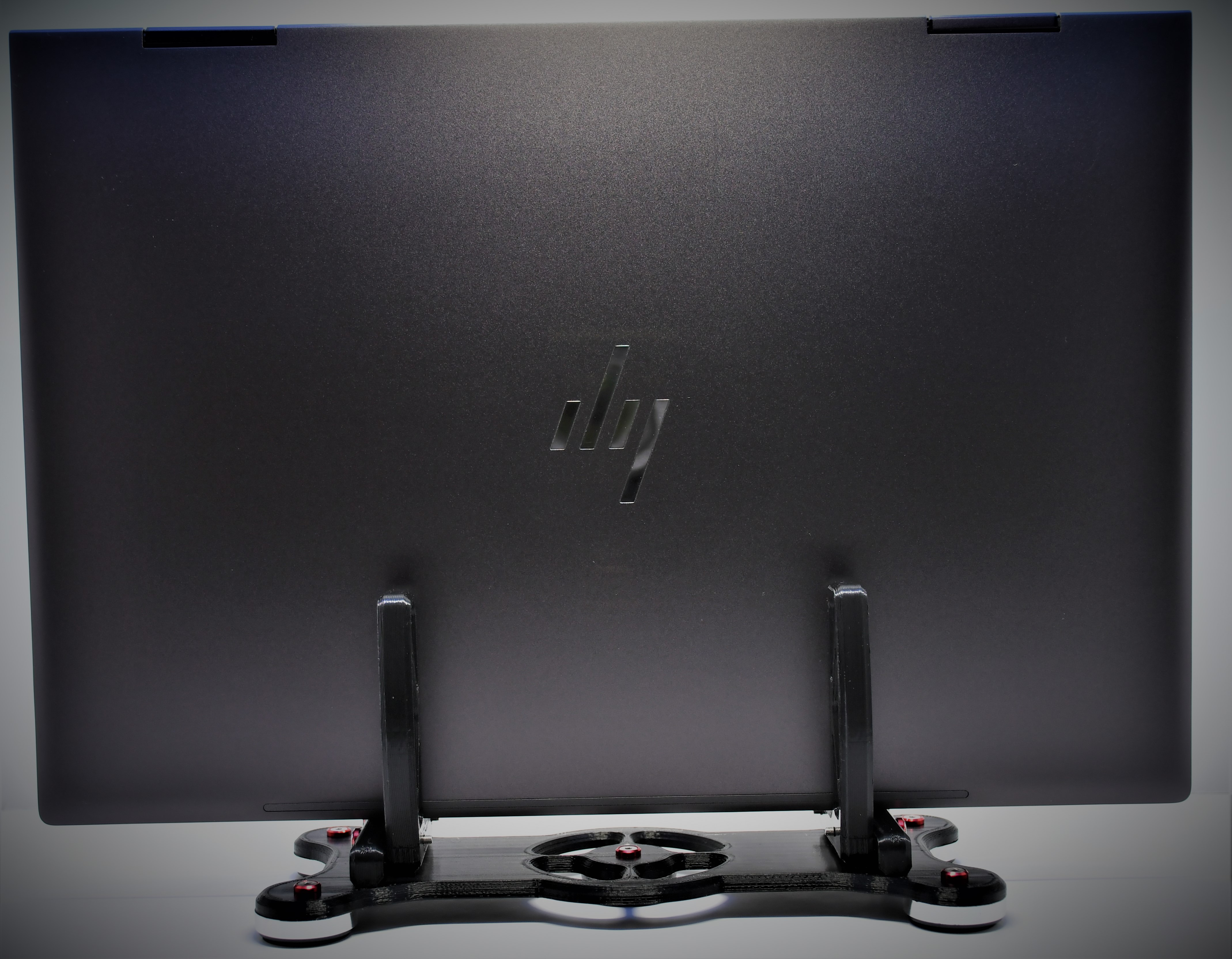 Laptop stand