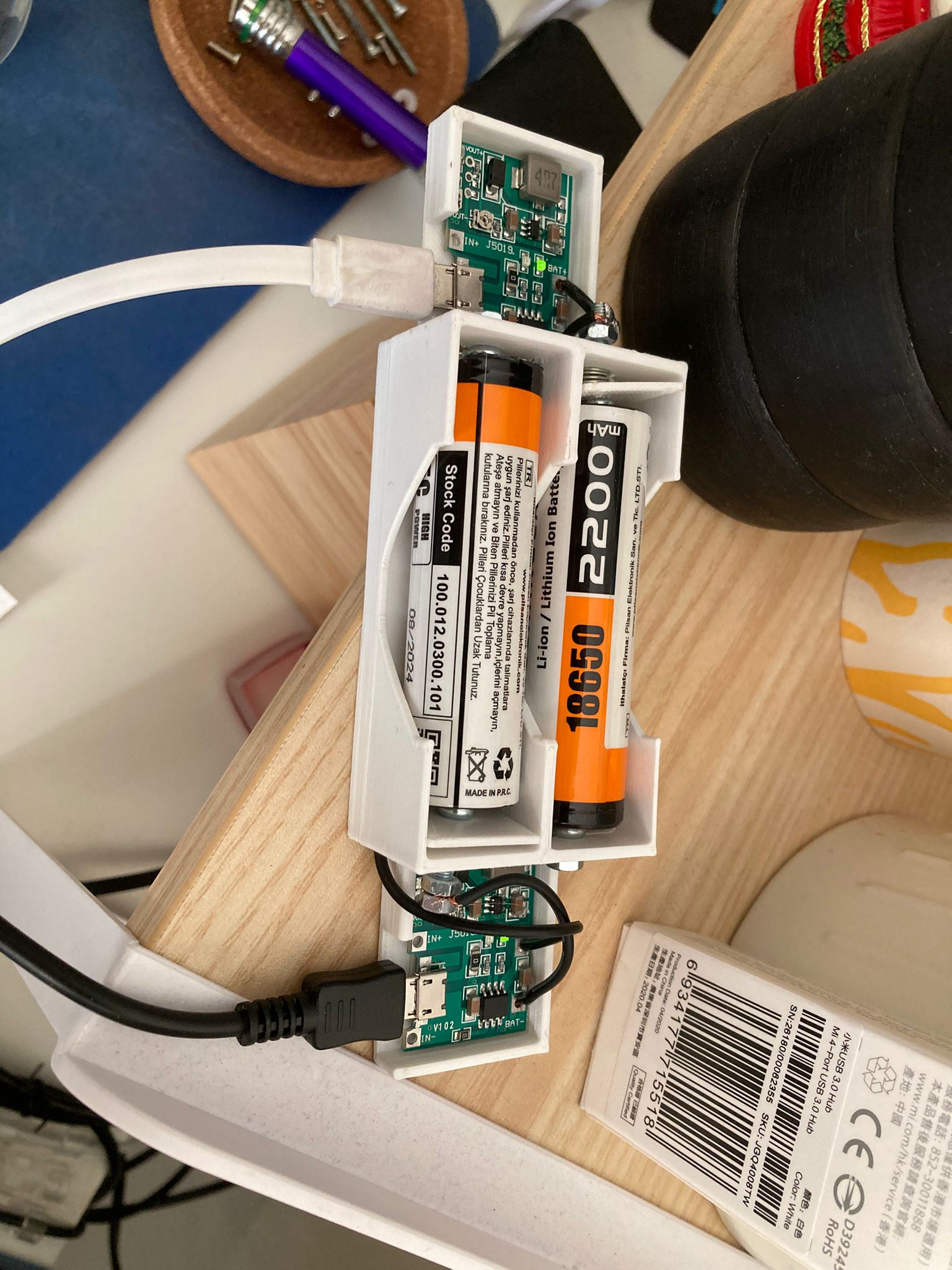 18650 charger box