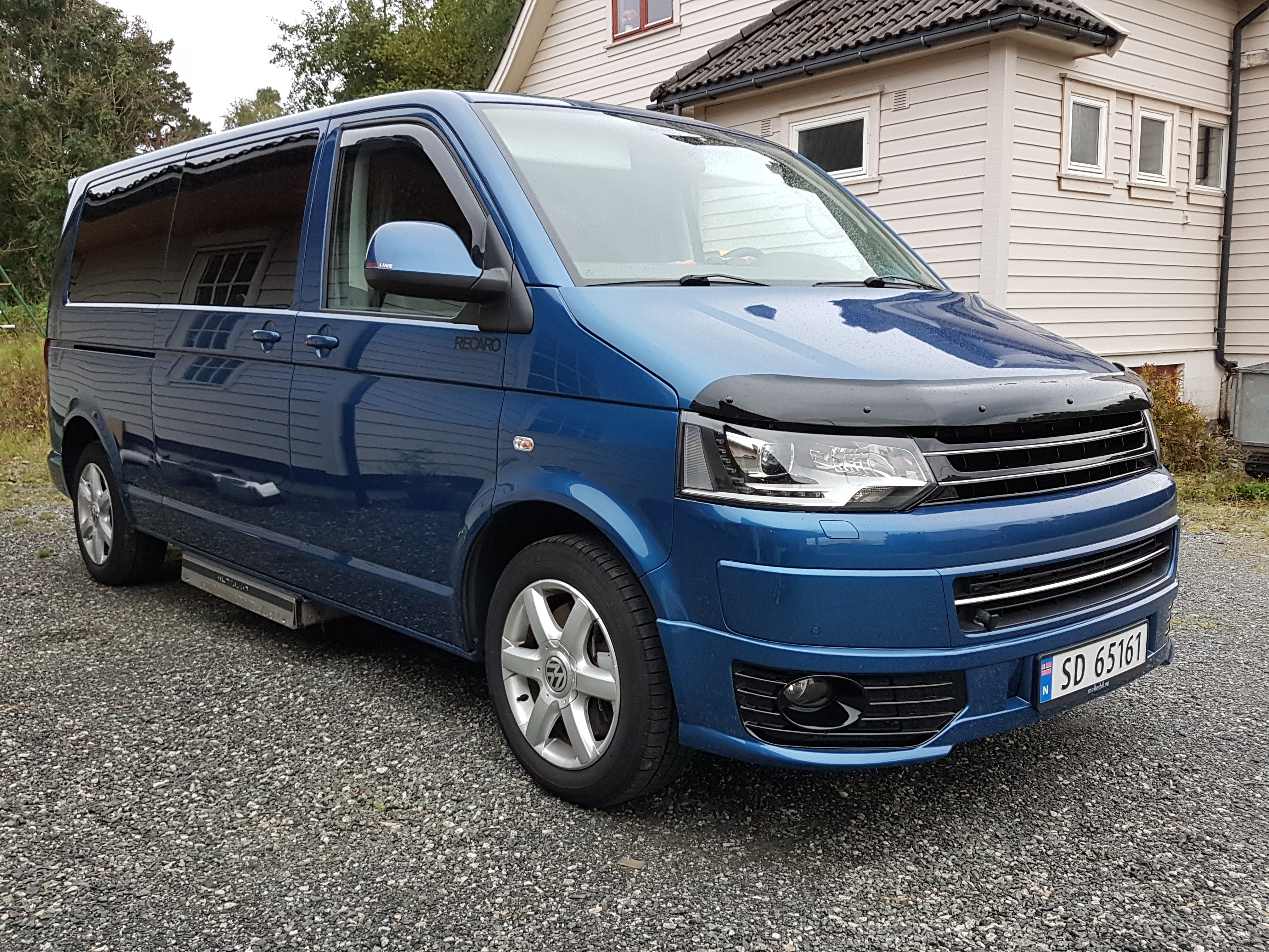 VW T5 Bonnet Wind Deflector Clip