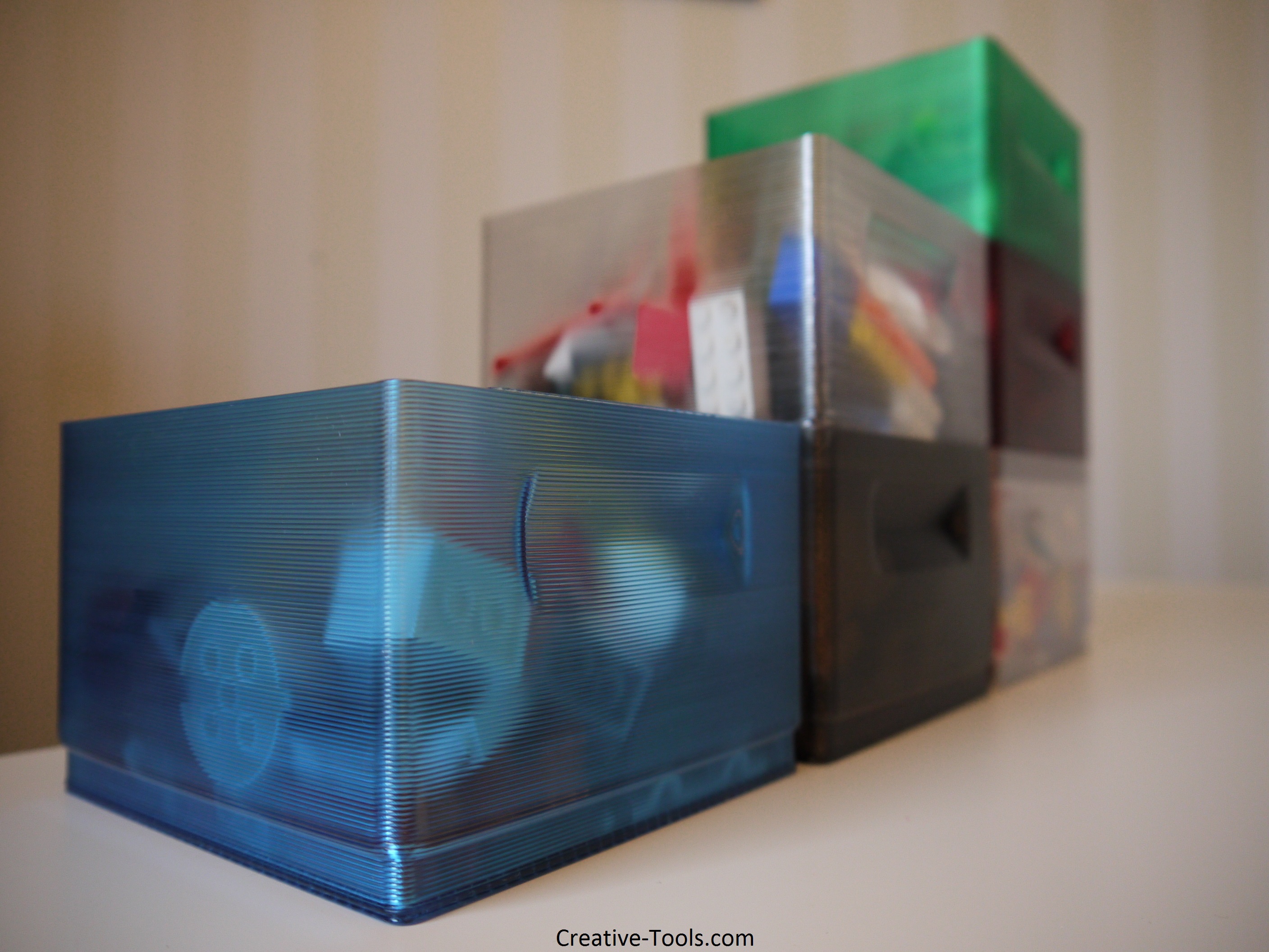 Stacking box