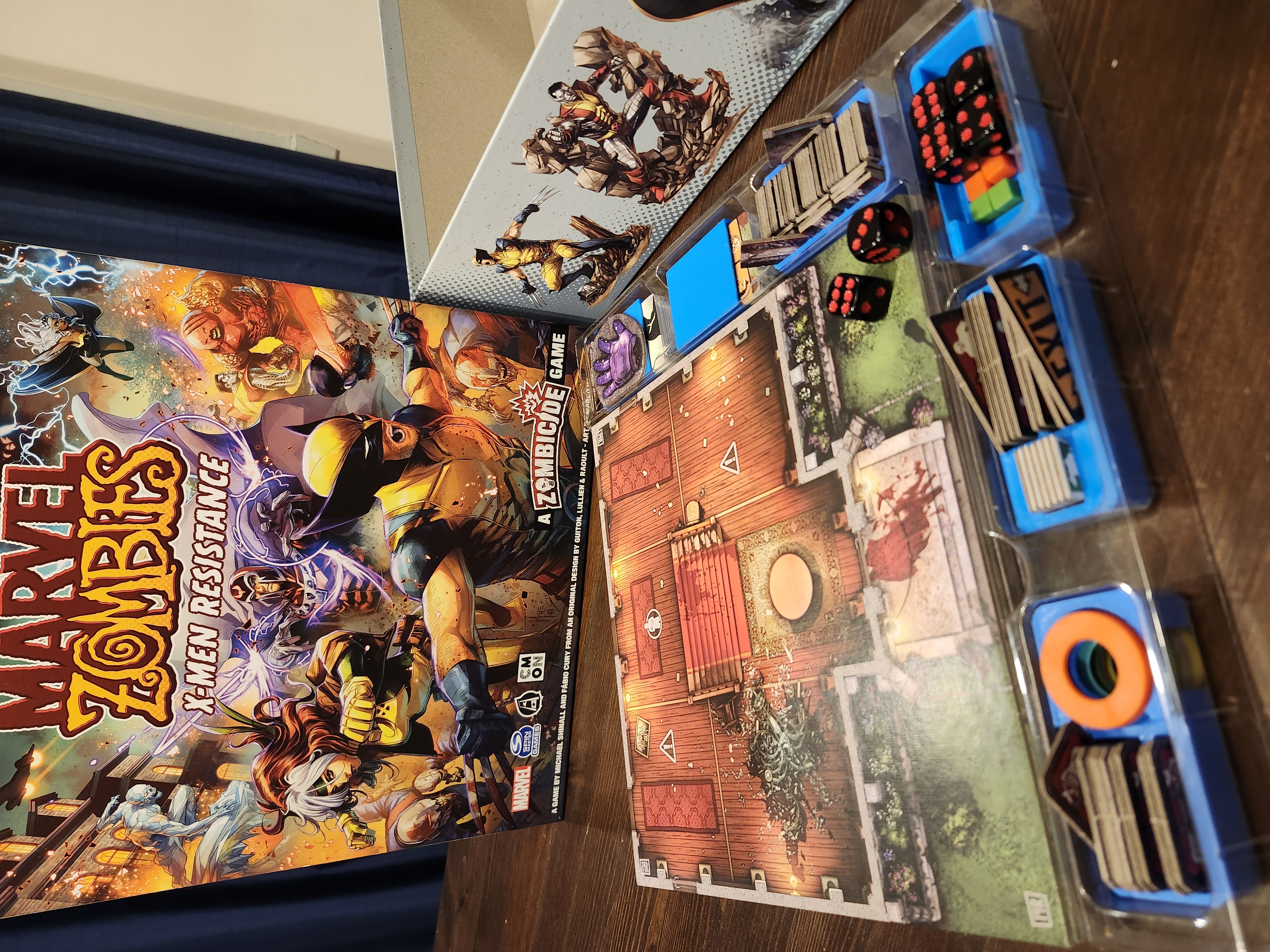 Zombicide Marvel Zombies X-men resistance box organiser.