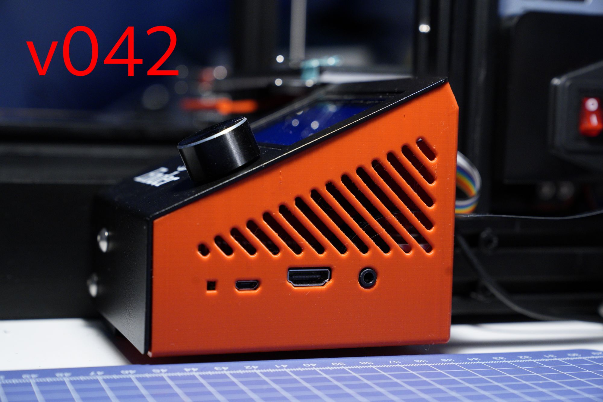Creality Ender 3 Pro - Raspberry Pi 2/3/4 + LCD Enclosure
