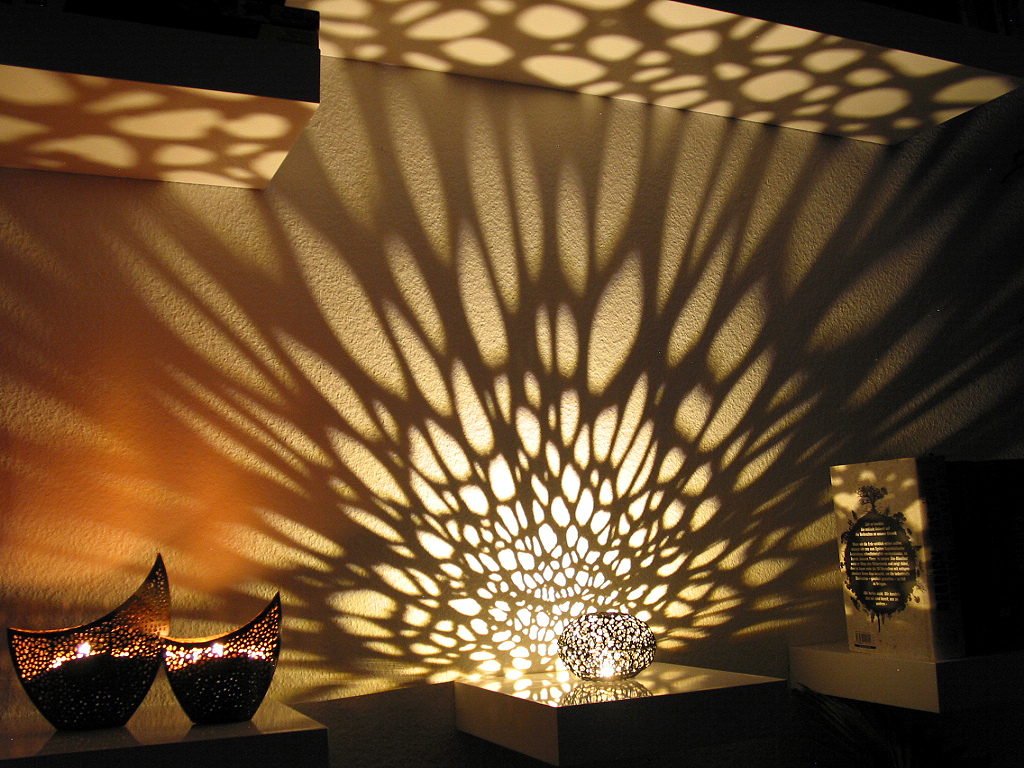Voronoi Pearl Light Lamp No. 1