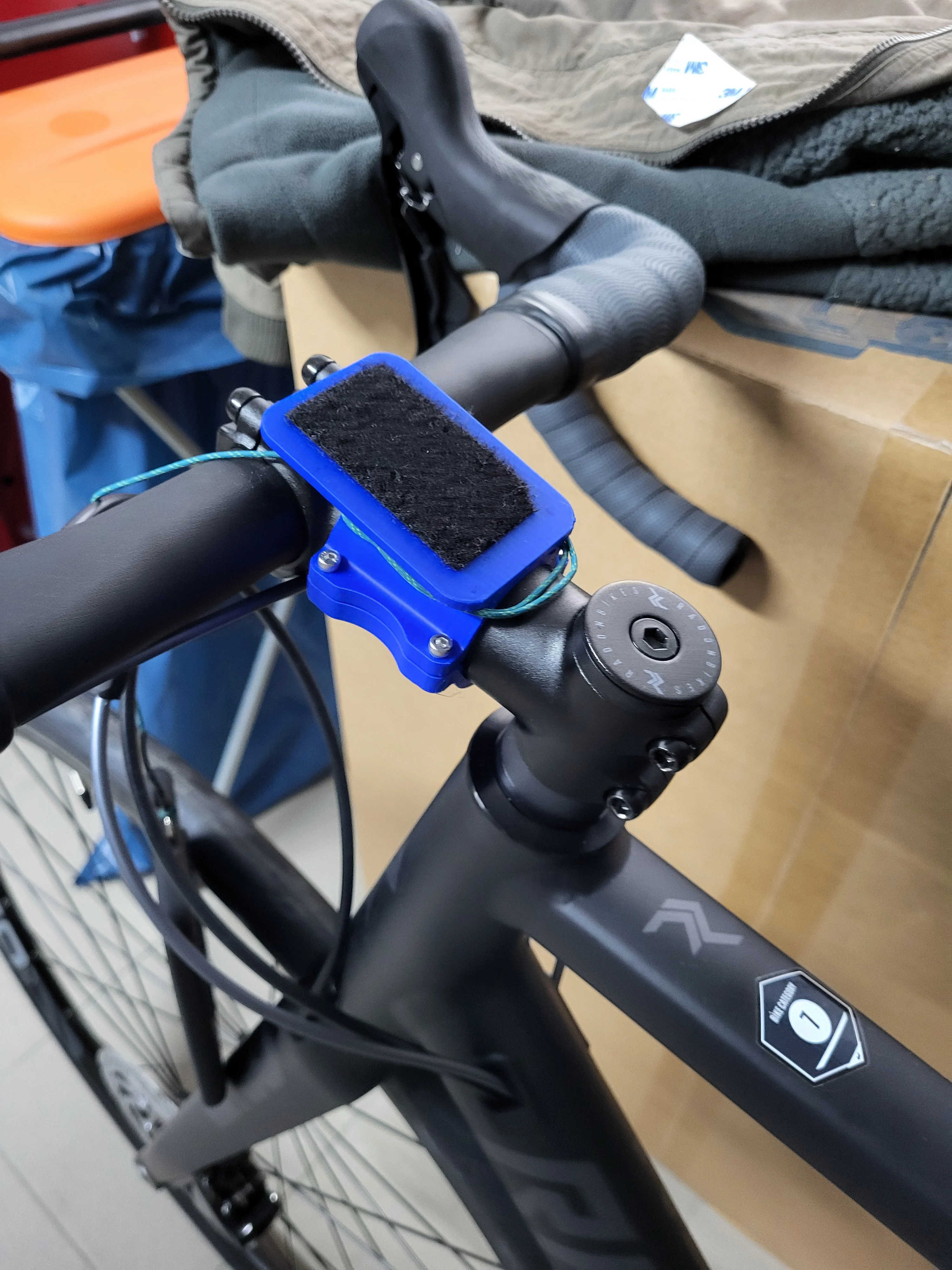 Smartphone mount, Handyhalterung d:35mm Rennrad Radon R1