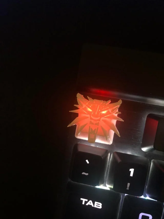 Witcher 3 Medallion Key Cap