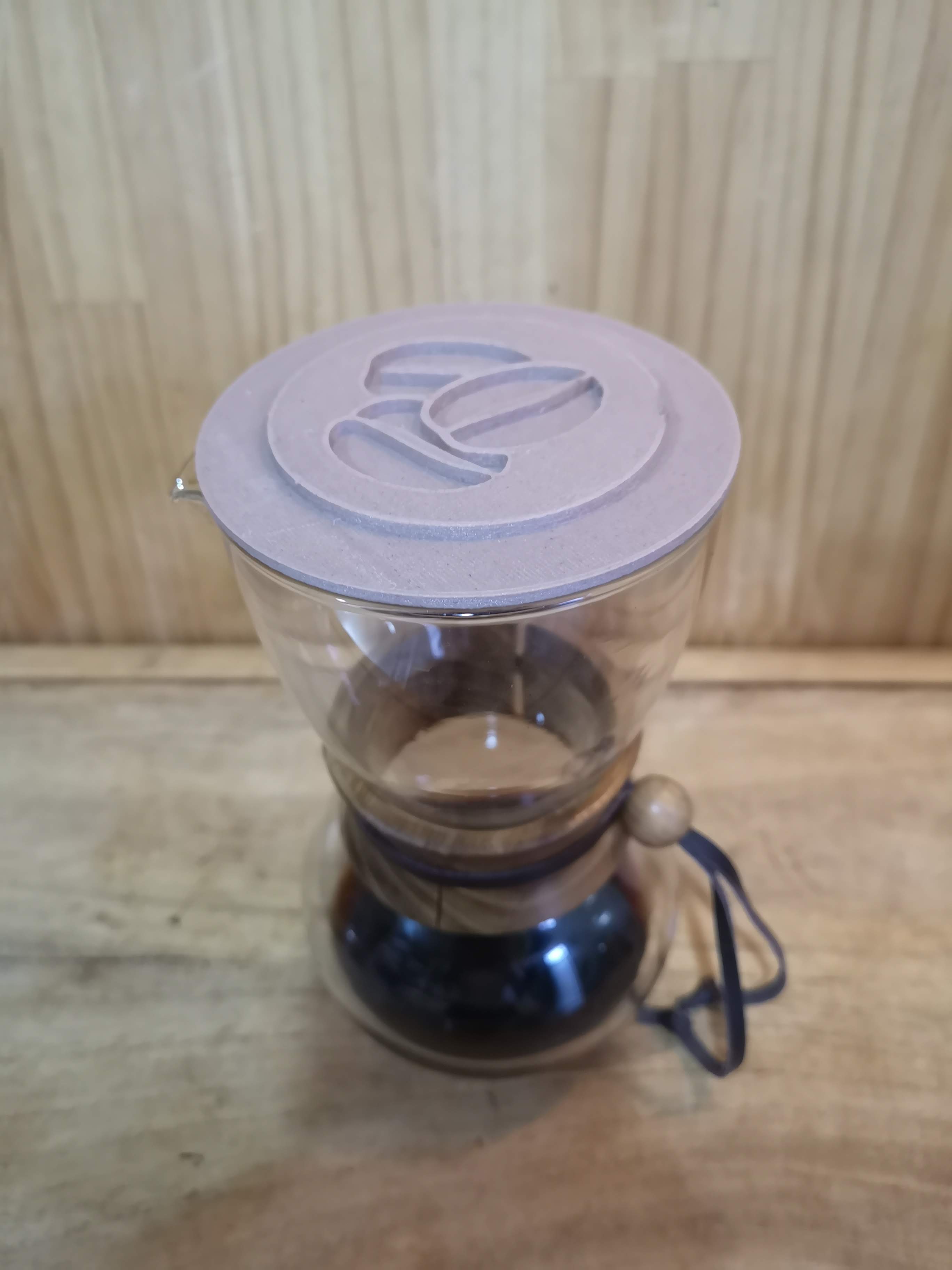 Hario Woodneck coffee saver Lid