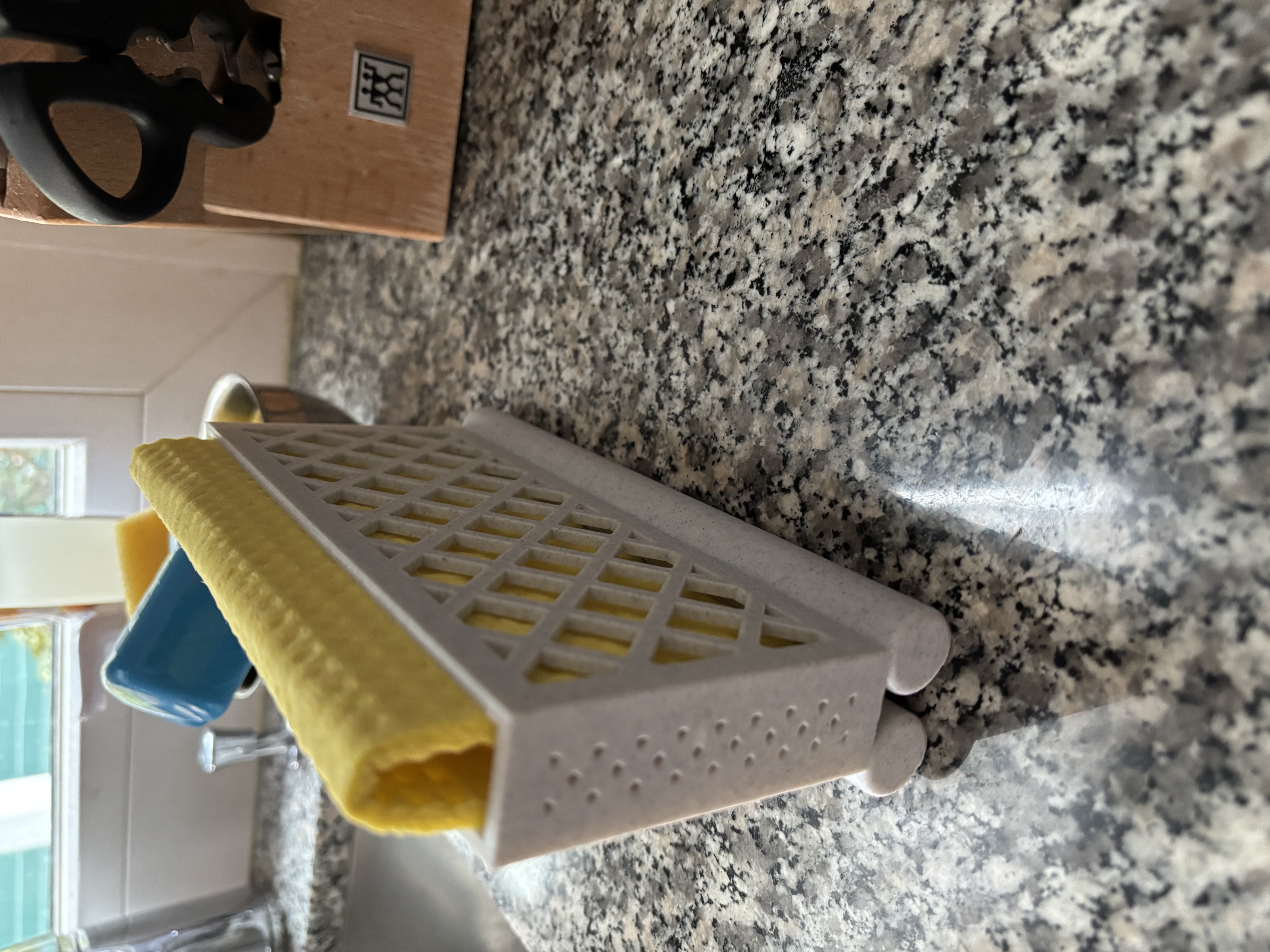 Schwammtuchhalter / Sponge cloth holder