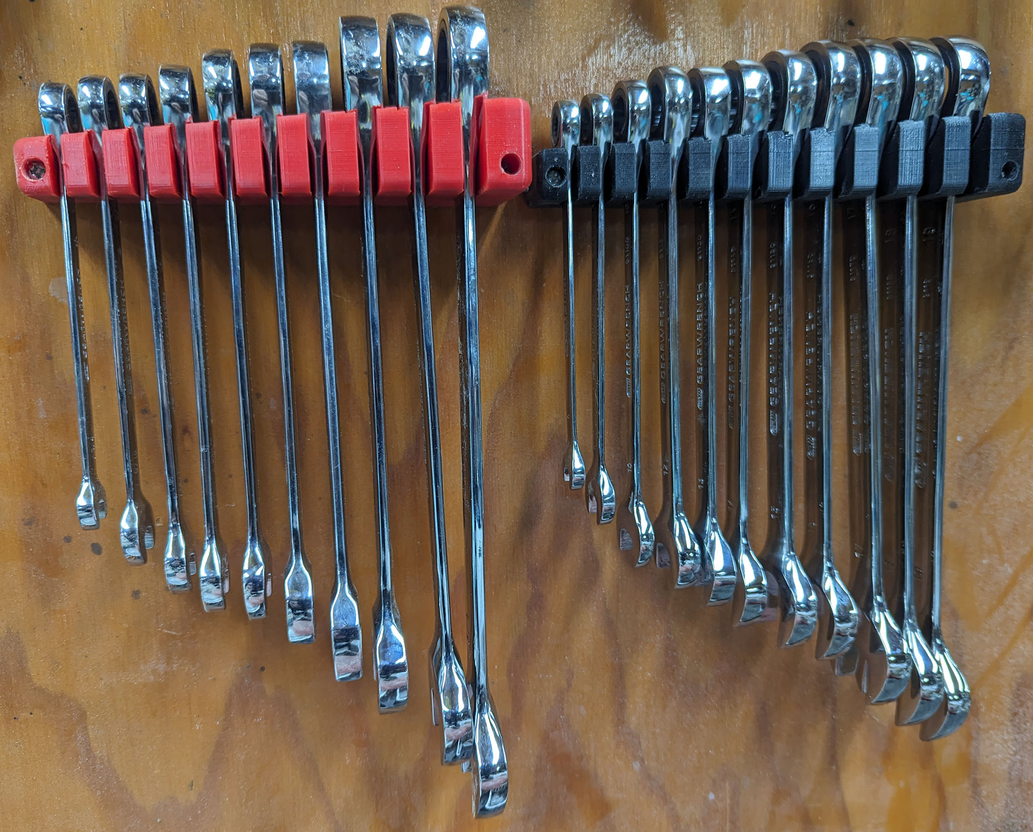 Ratcheting End Wrench Holder Wall Compact Parametric Customizable
