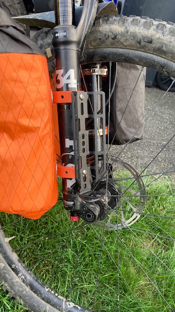 Suspension Fork Cage Mount