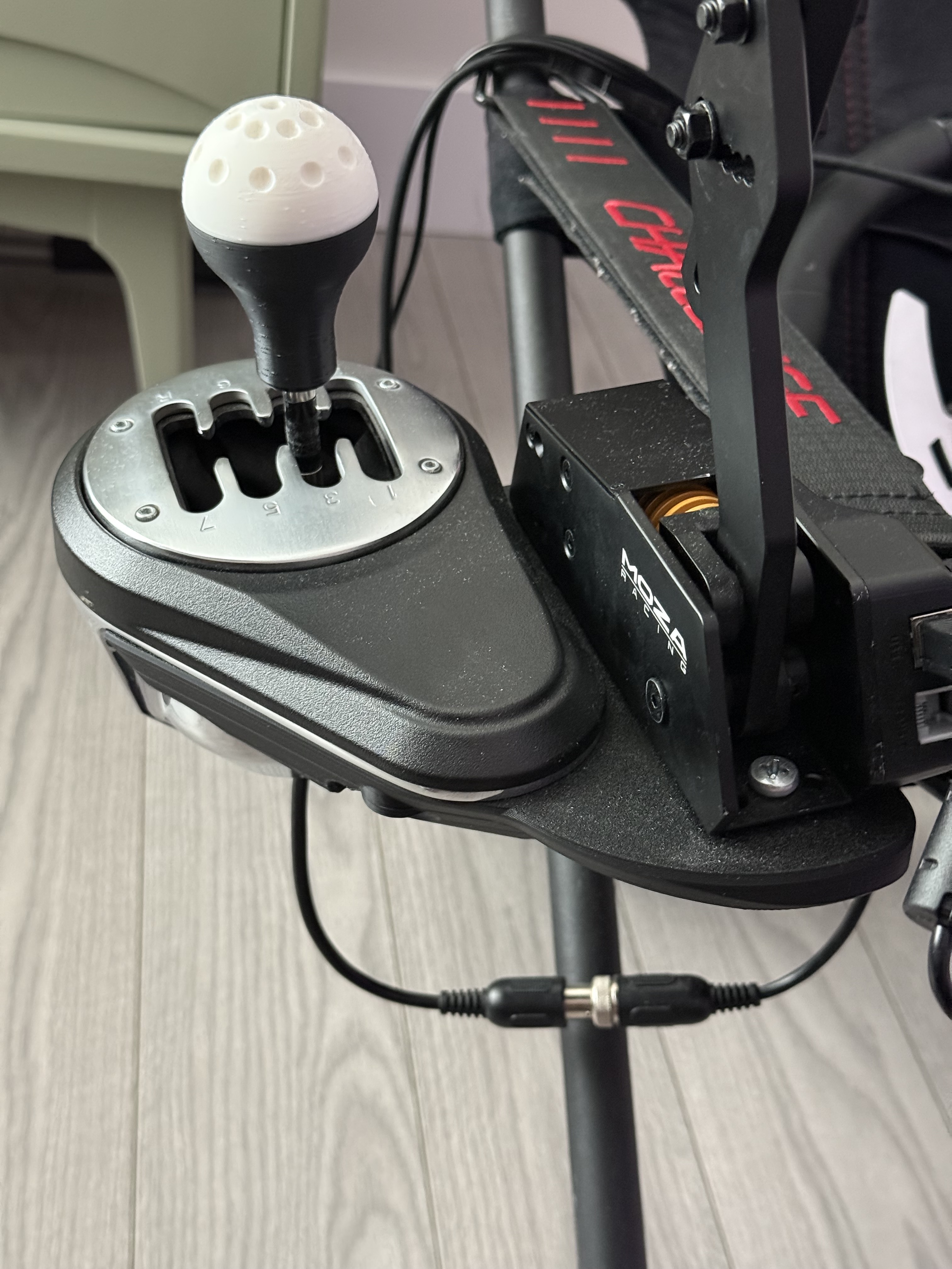 Combo Playseat Challenge bracket for Thrustmaster TH8A shifter and Moza HBP Handbrake