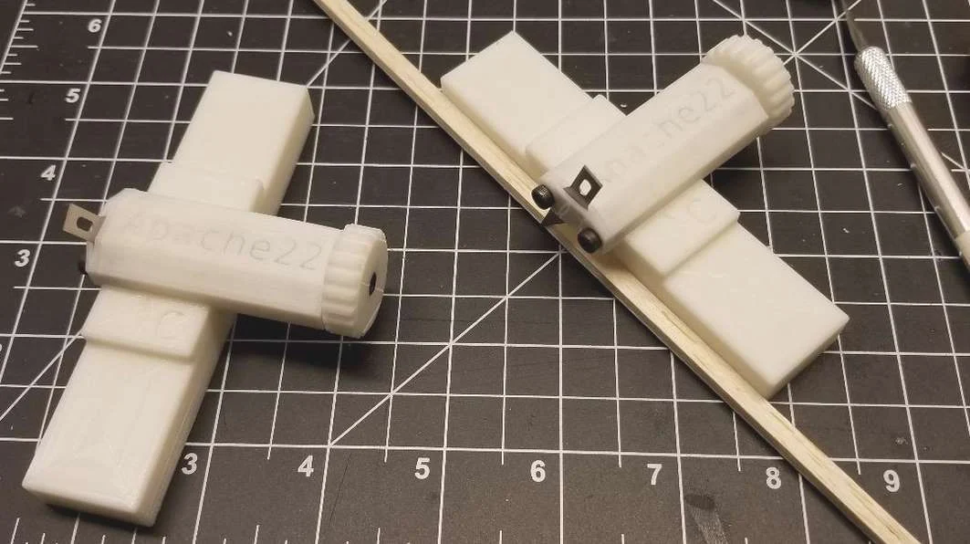 Balsa Stripper