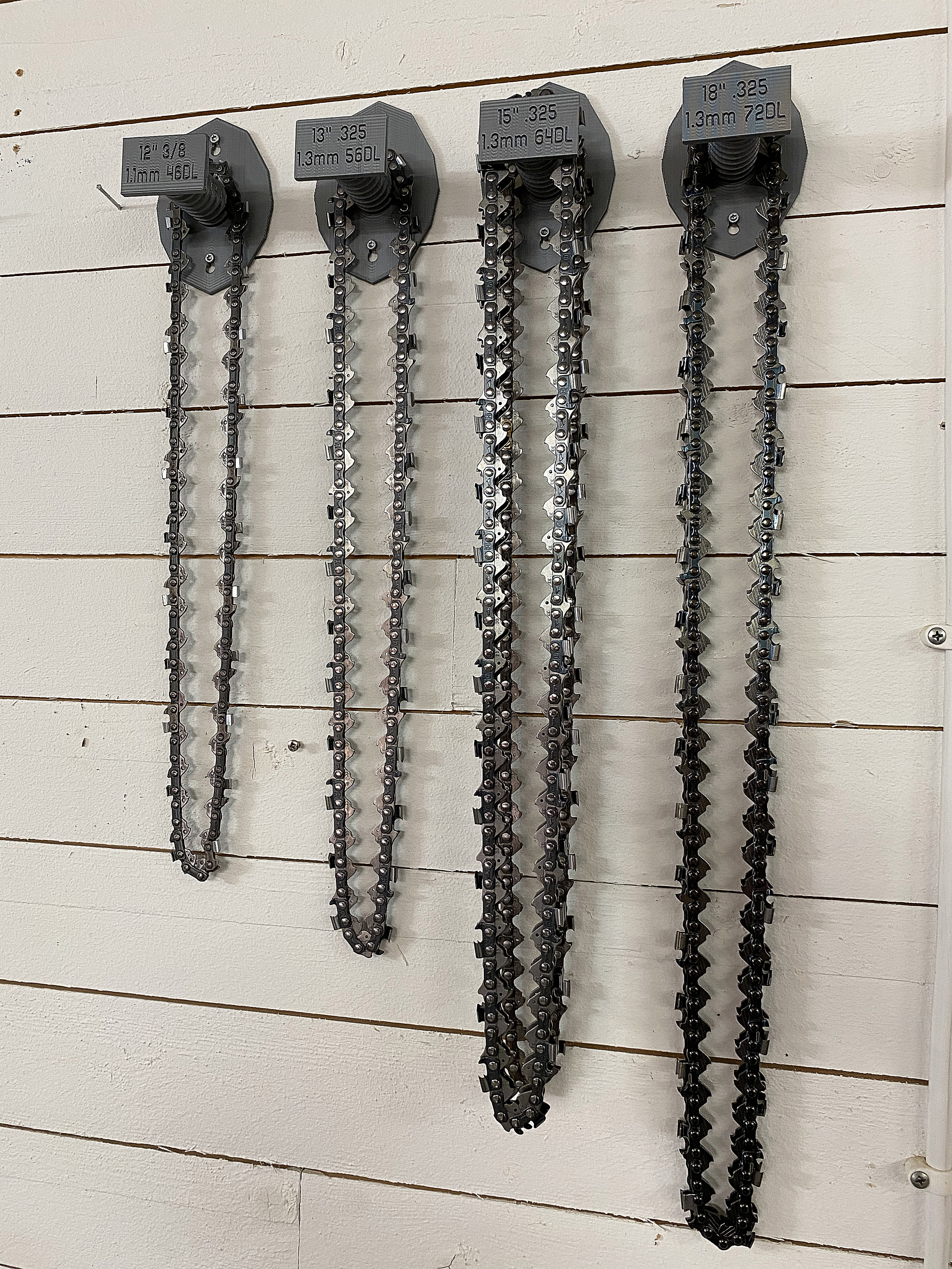 Chainsaw Chain Hanger backplate