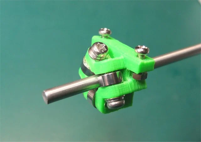 Bearing block for 5mm shaft, bearings at 120 degrees, rot 60degrees ver.2
