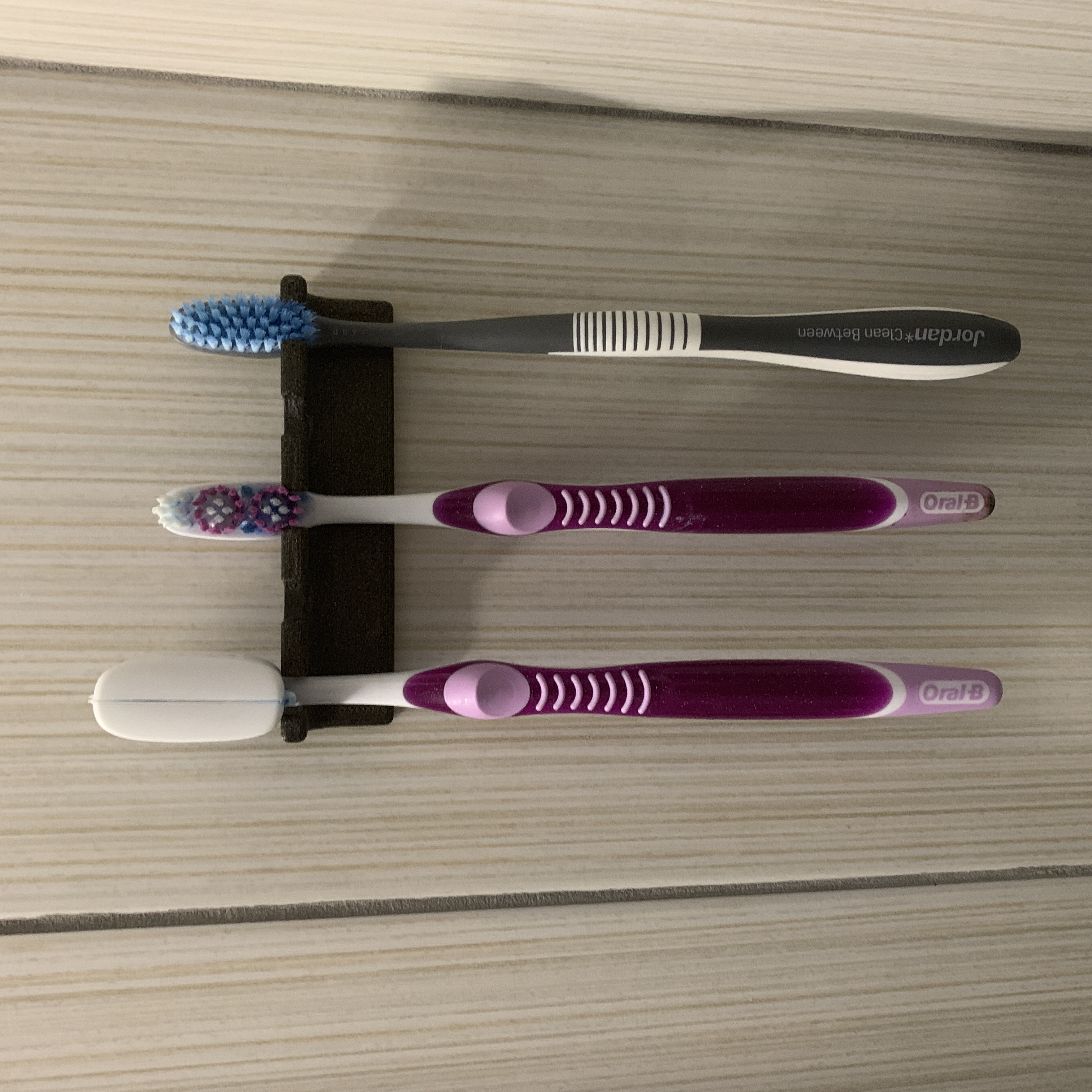 Simple Tooth Brush Holder
