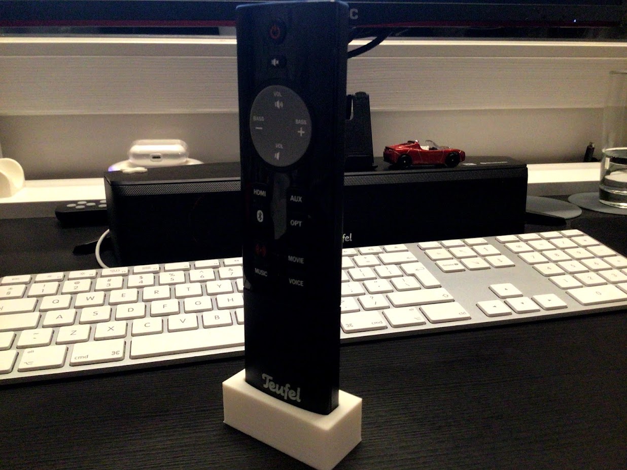 Teufel remote stand
