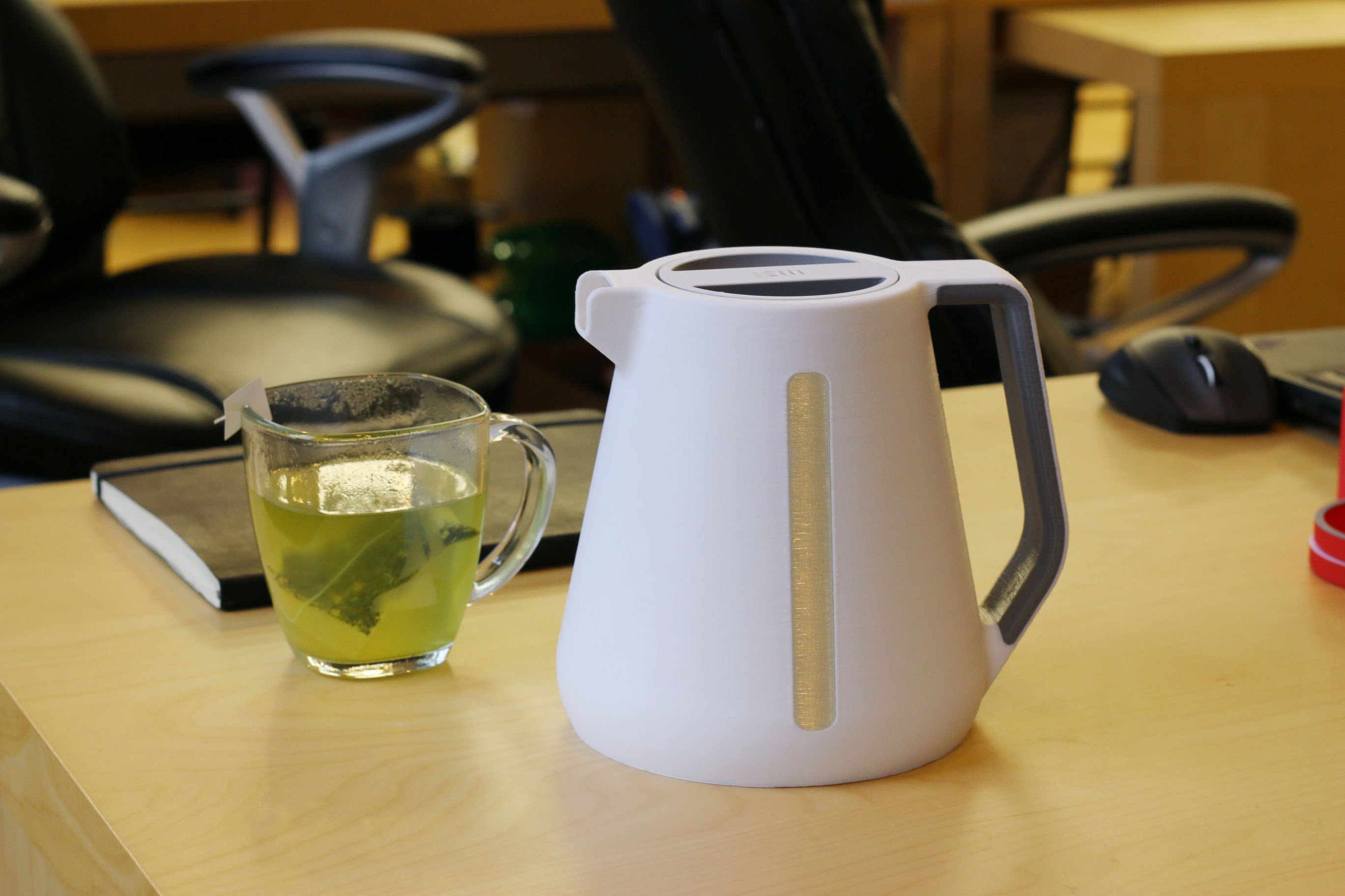 Multi-Color Kettle