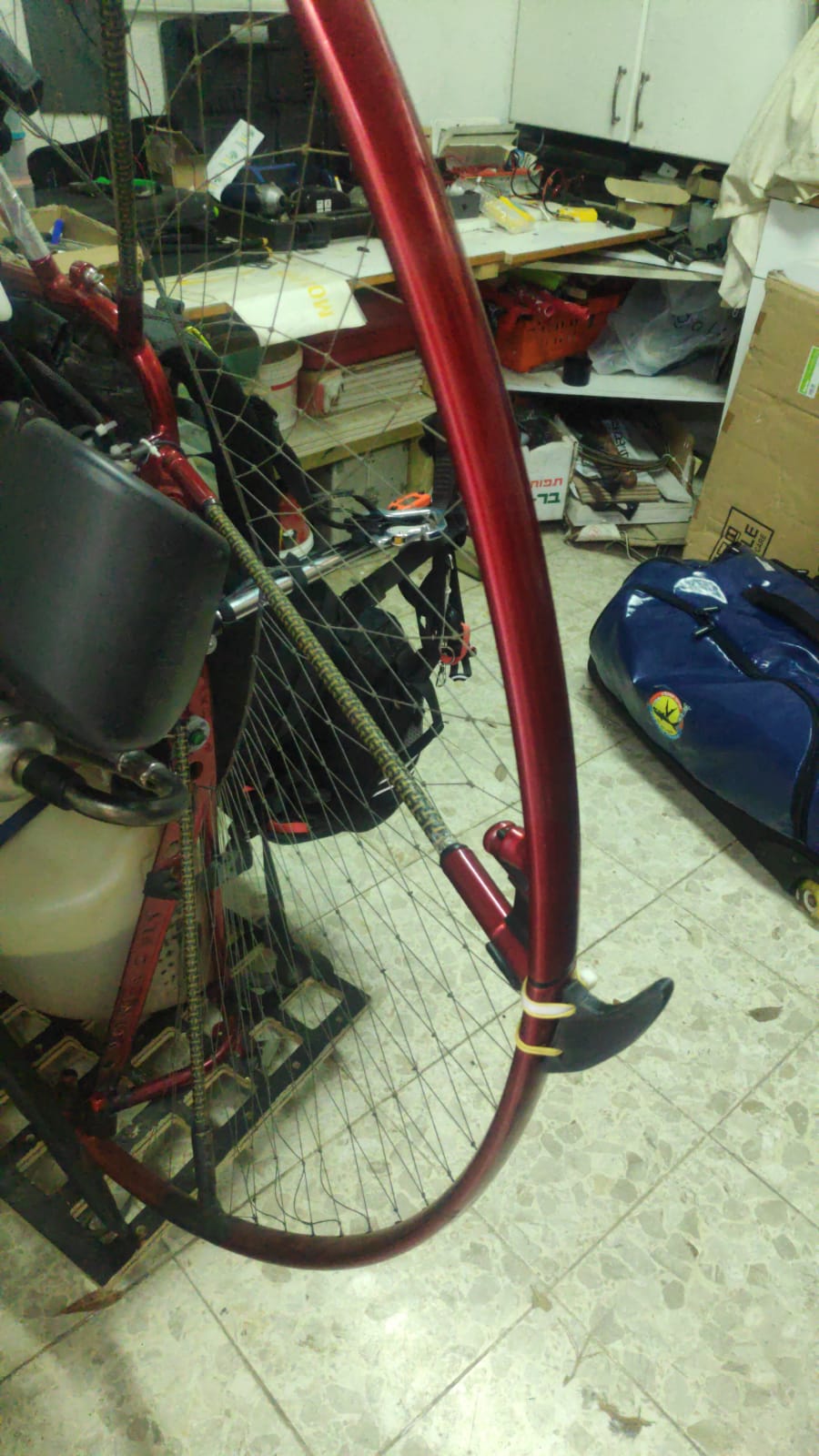 powered paraglider line holder