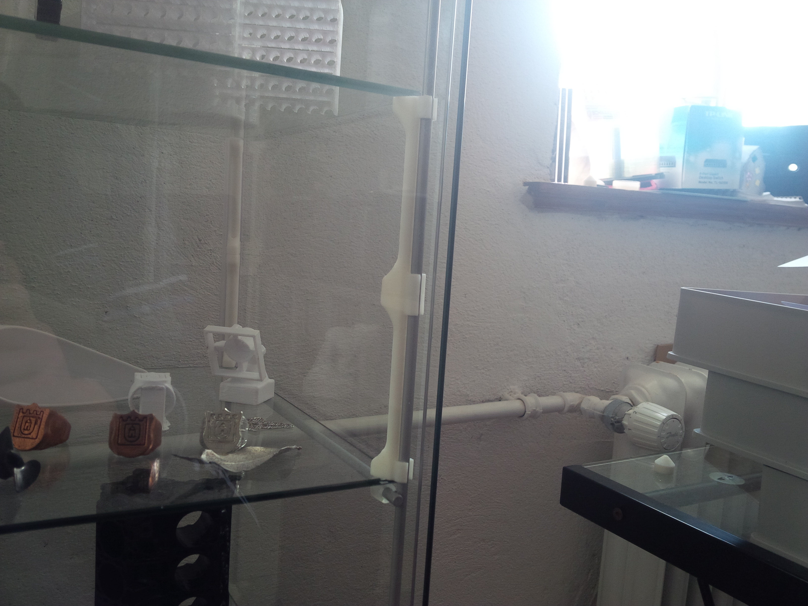 IKEA DETOLF Vitrine Abstandshalter für zusätzliche zw. Böden
