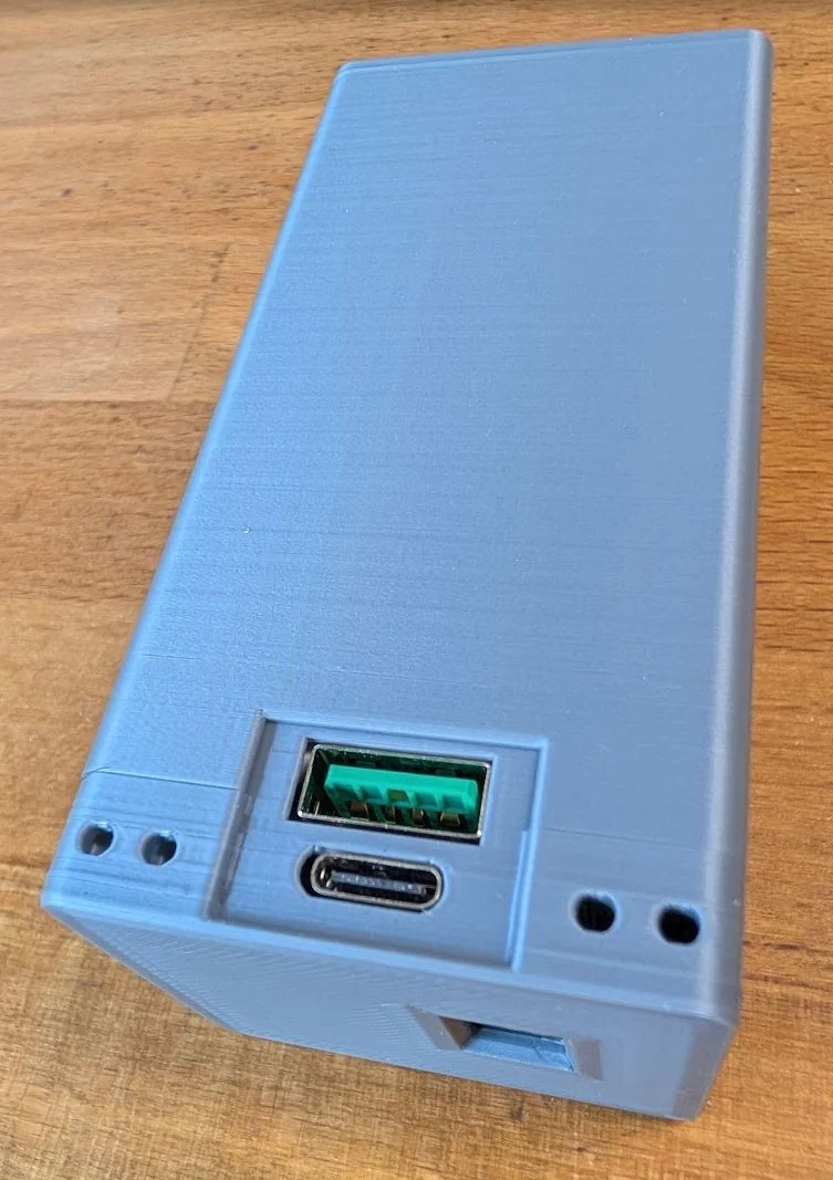 Powerbank for 3 x 21700 Cell with LX-PB225M electronic module
