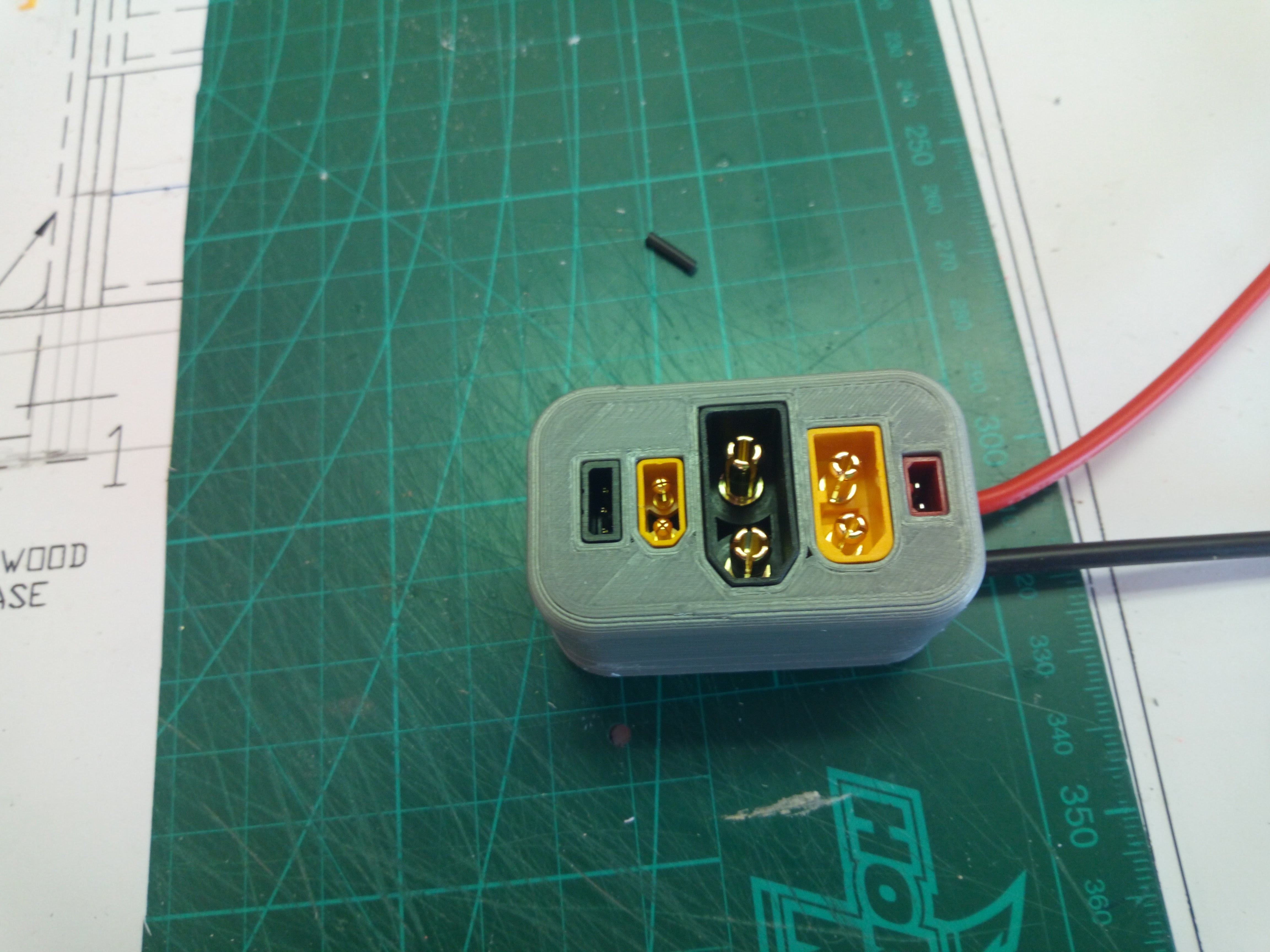 XT30, XT60, XT90 Charge Block