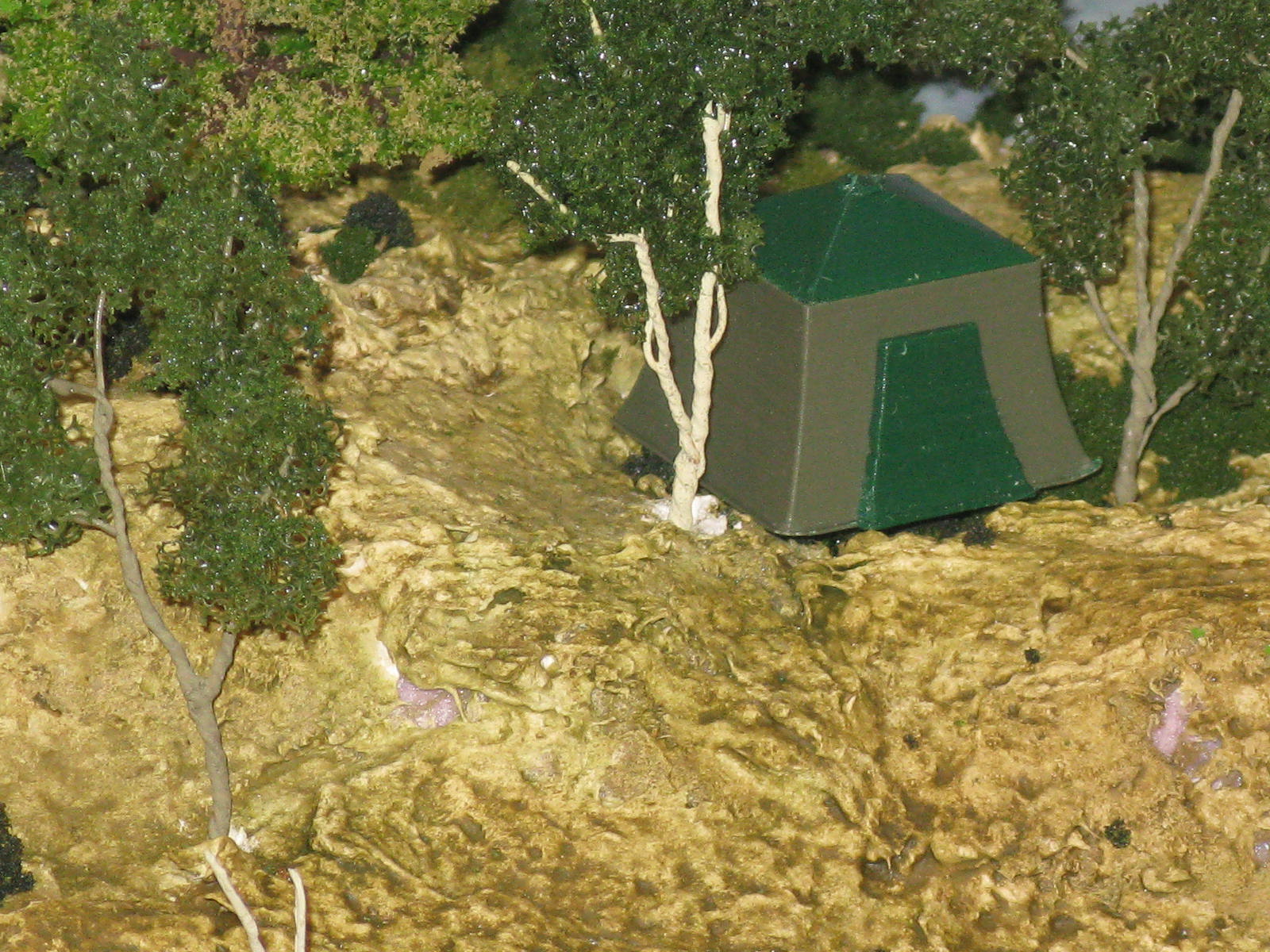 HO Scale Umbrella Tent