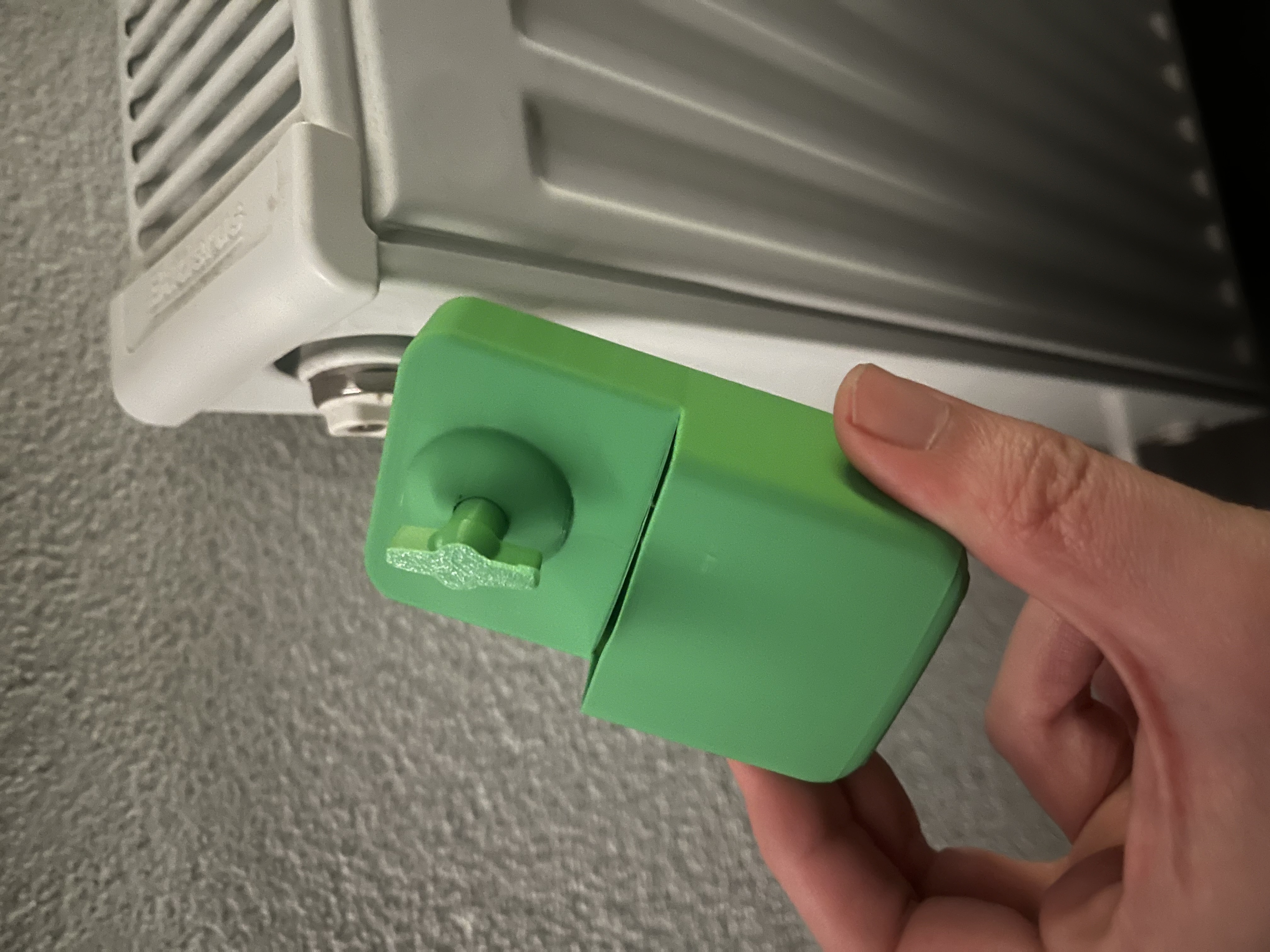 Radiator - Heater bleeder (Heizungsentluefter)