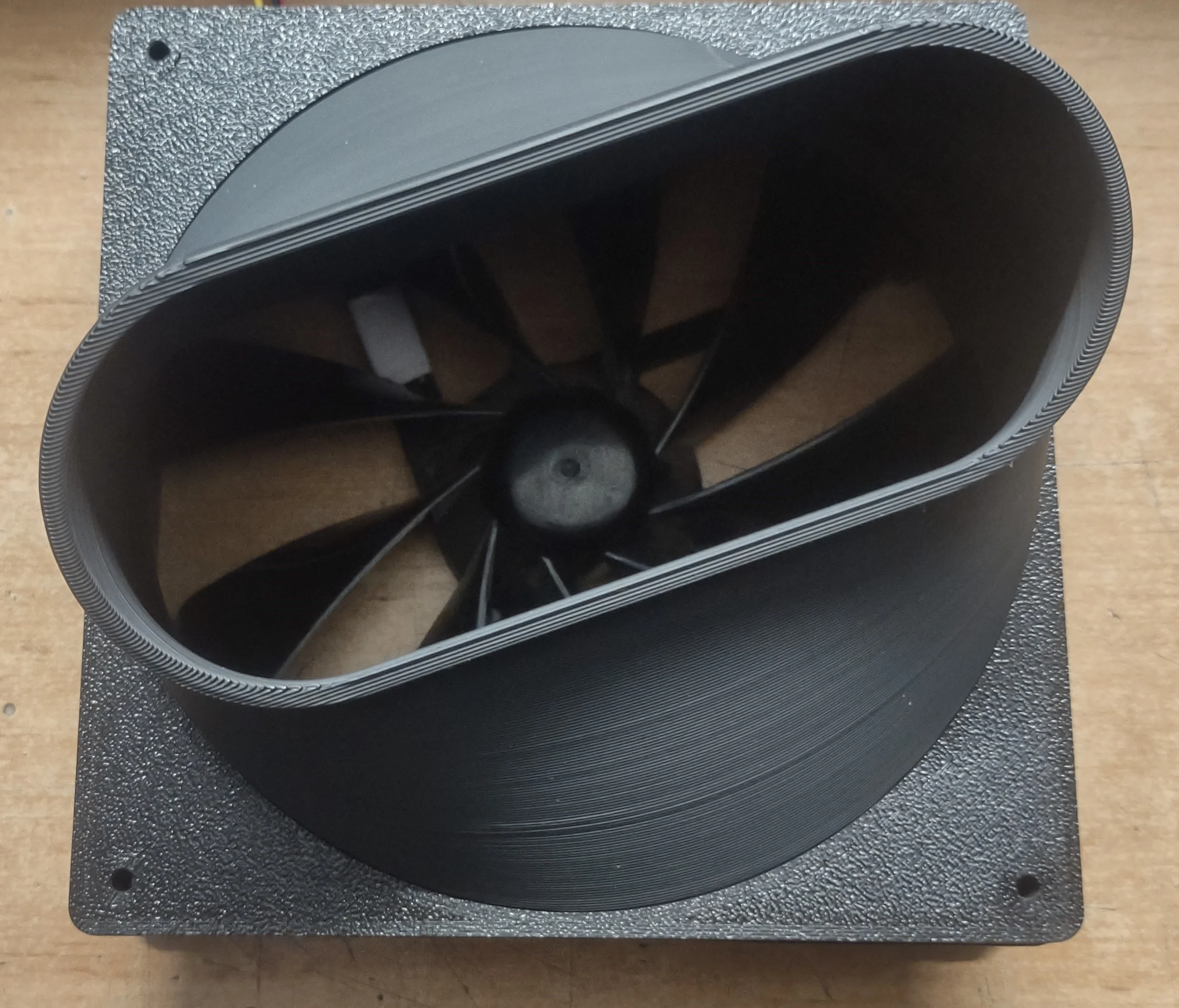 Duese für 140mm Luefter verstellbar