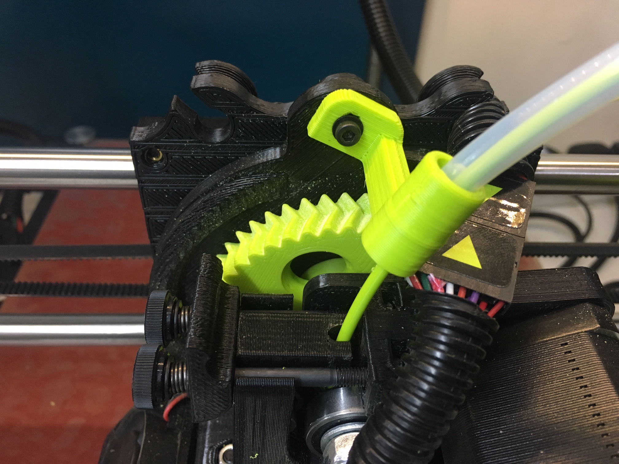 TAZ5 / TAZ6 Filamnet Tube Guide
