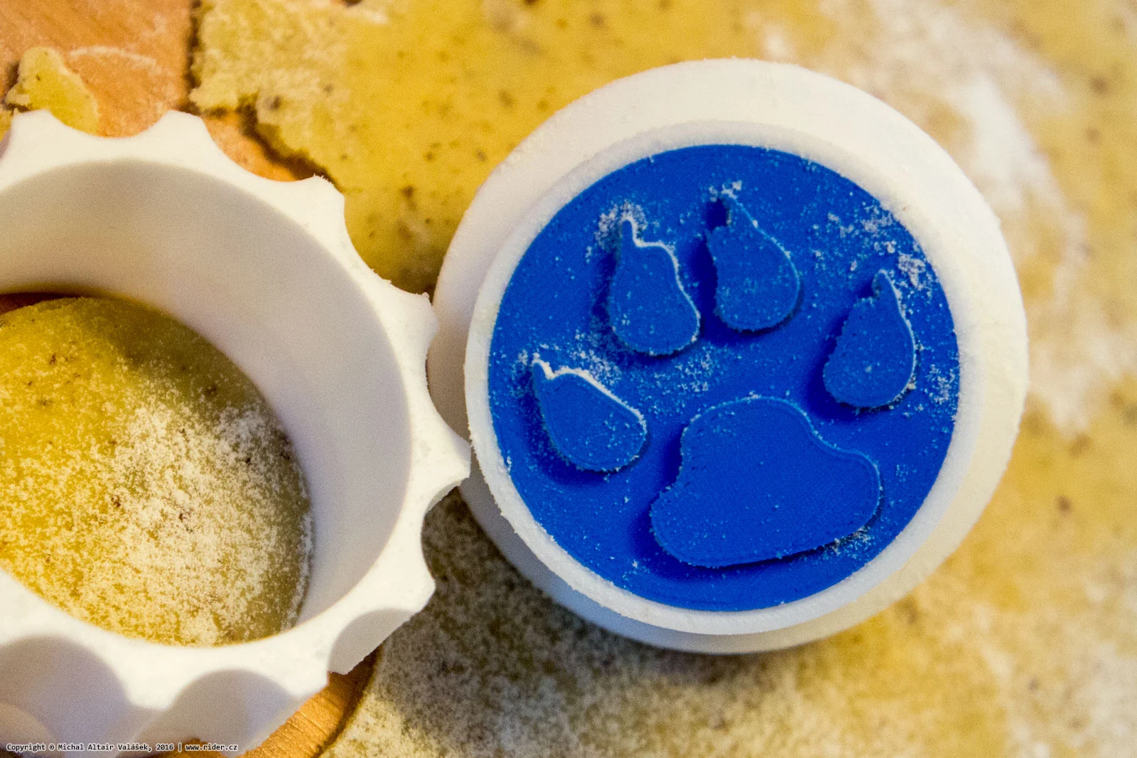 Cookie stamper