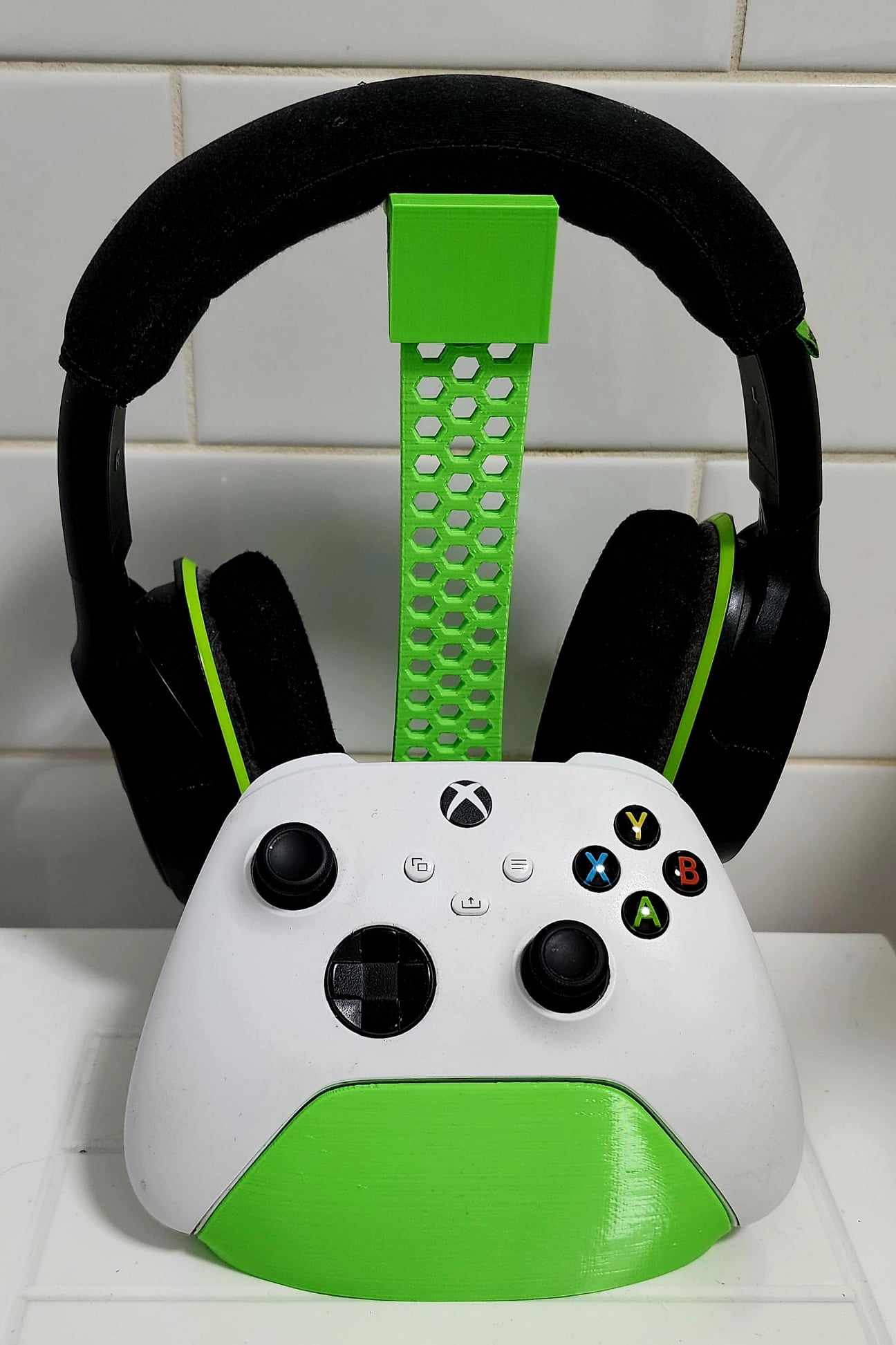 Xbox One Controller Stand and Headset Stand
