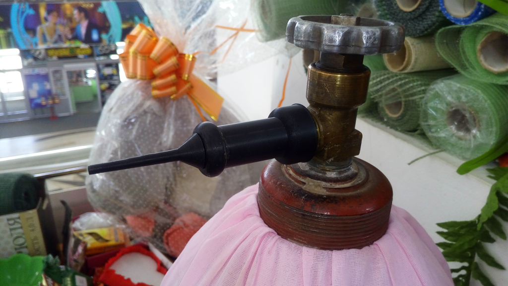 Balloon Helium Pumping Adapter