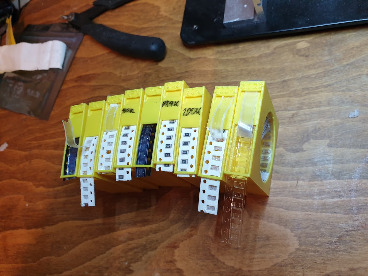 SMD box with dispenser
