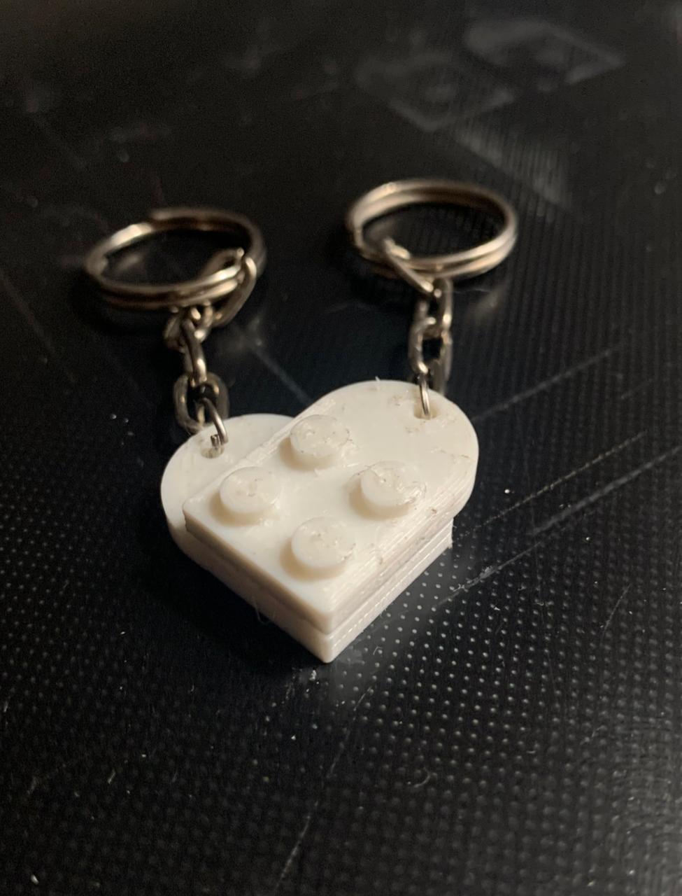 CORAZON TIPO LEGO LLAVERO