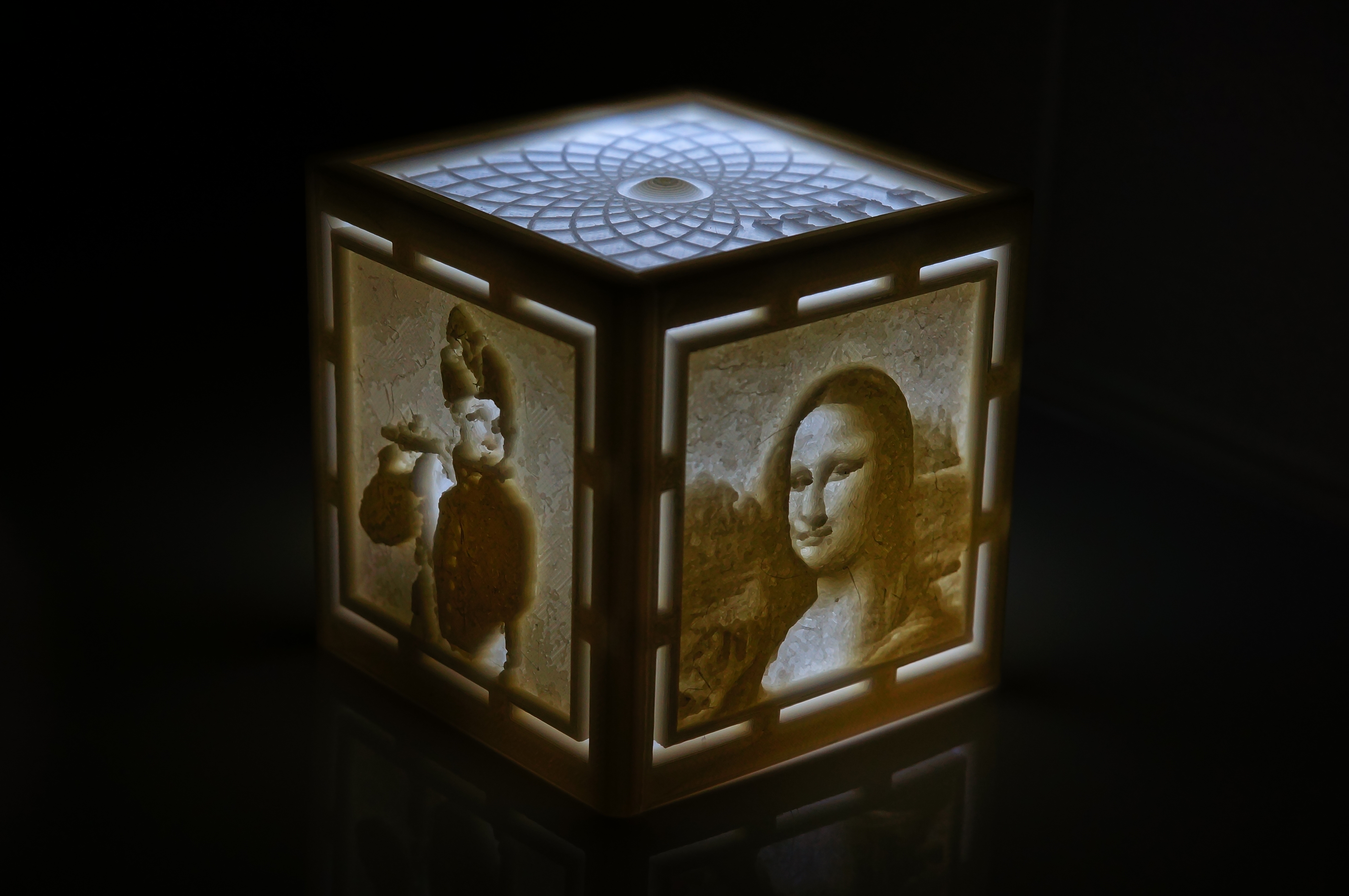 [PICtart] Lightcube with Lithophane Paintings