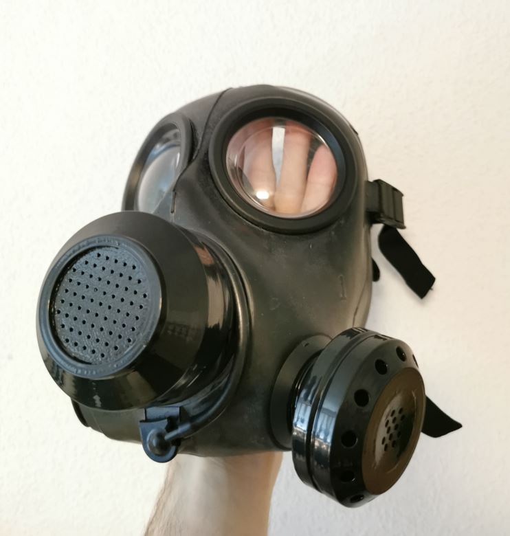 Resident Evil HUNK AVON FM12 Conversion Kit with grates