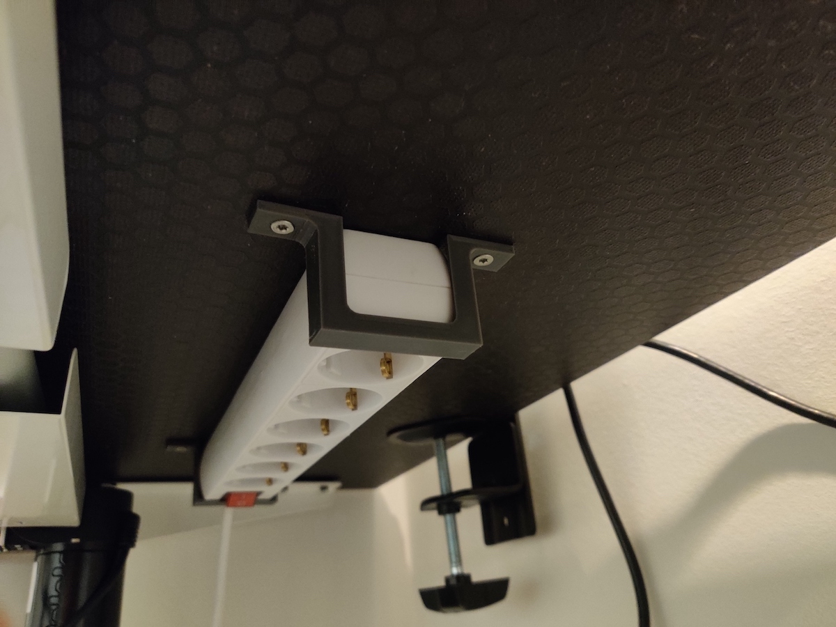 Parameterized Power Strip Mount