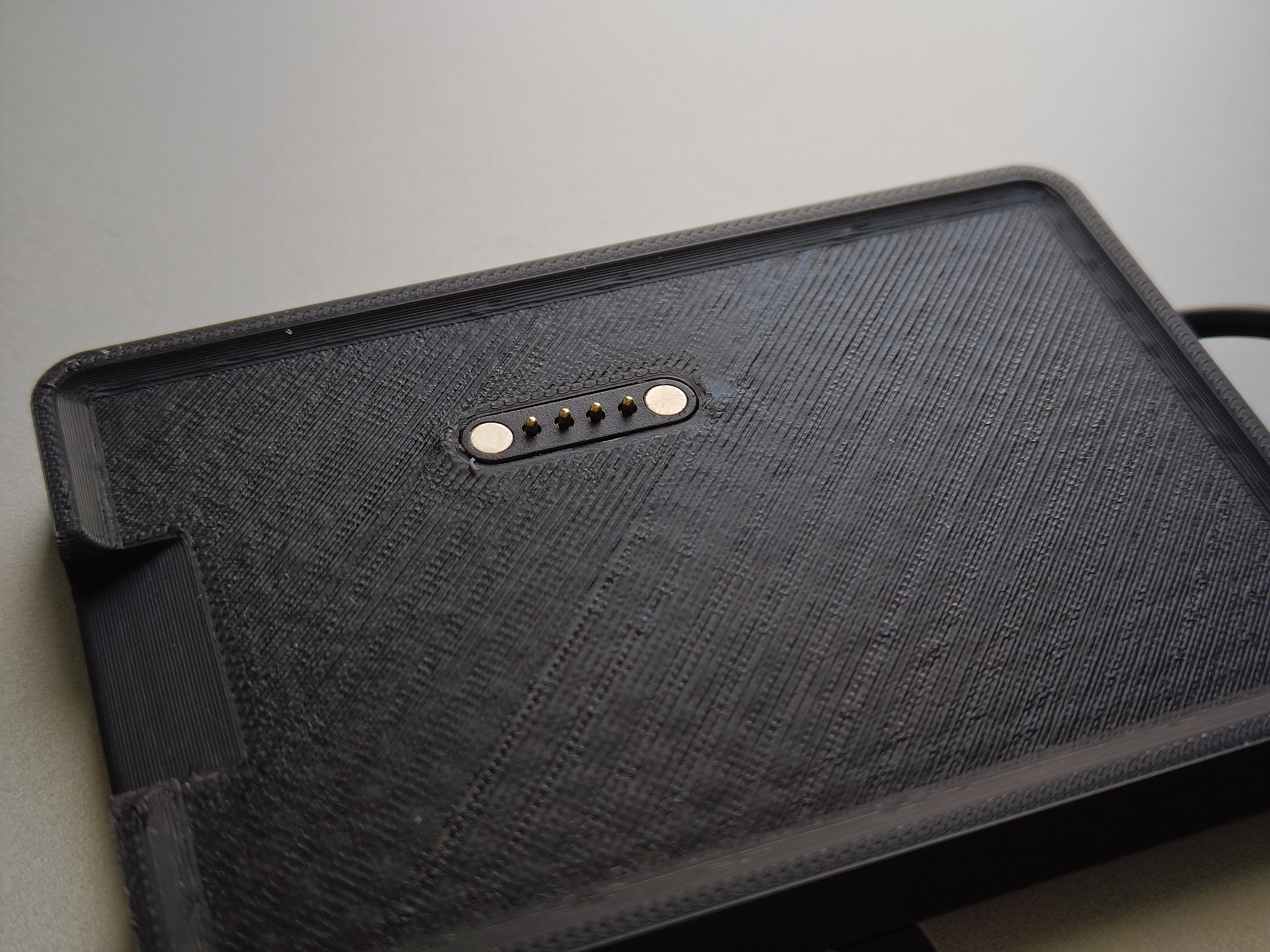 Seeed Studio T1000-E charging cradle