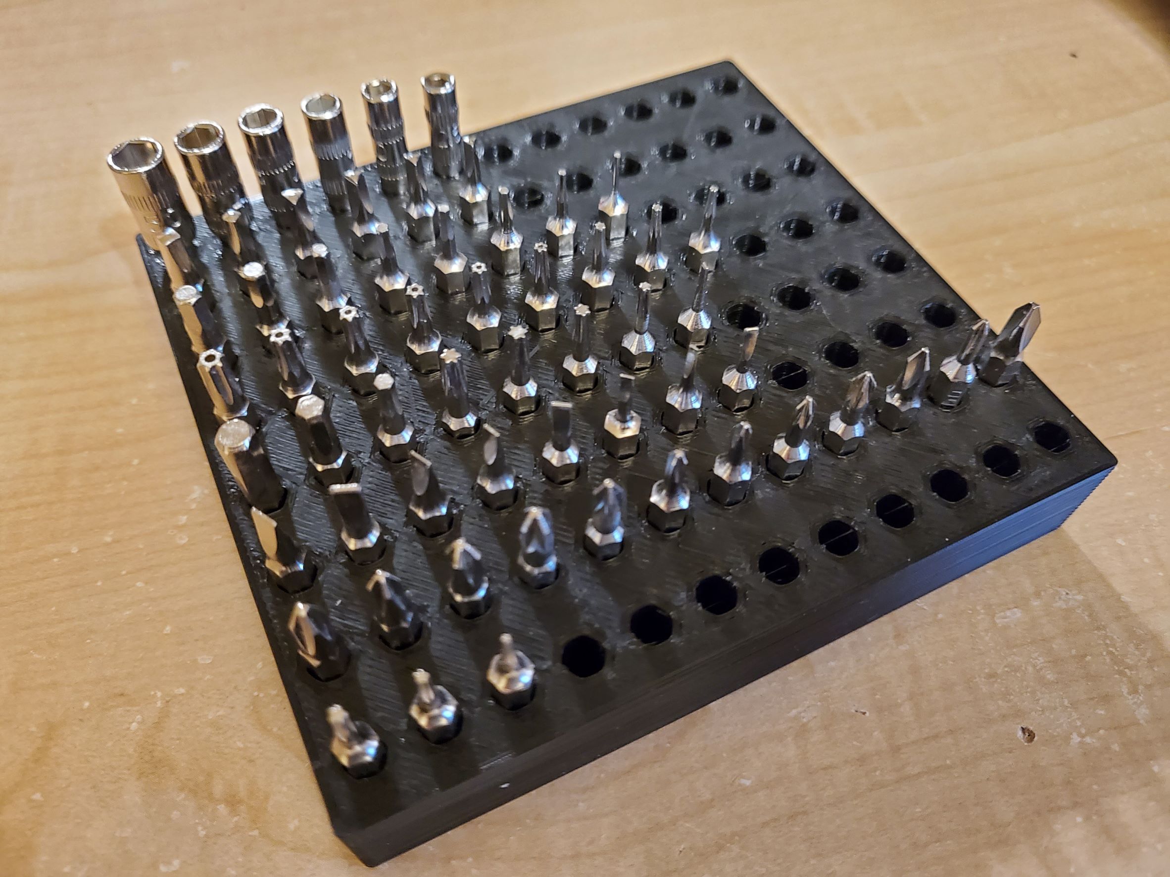 Customizable Width and Depth HexBitHolder