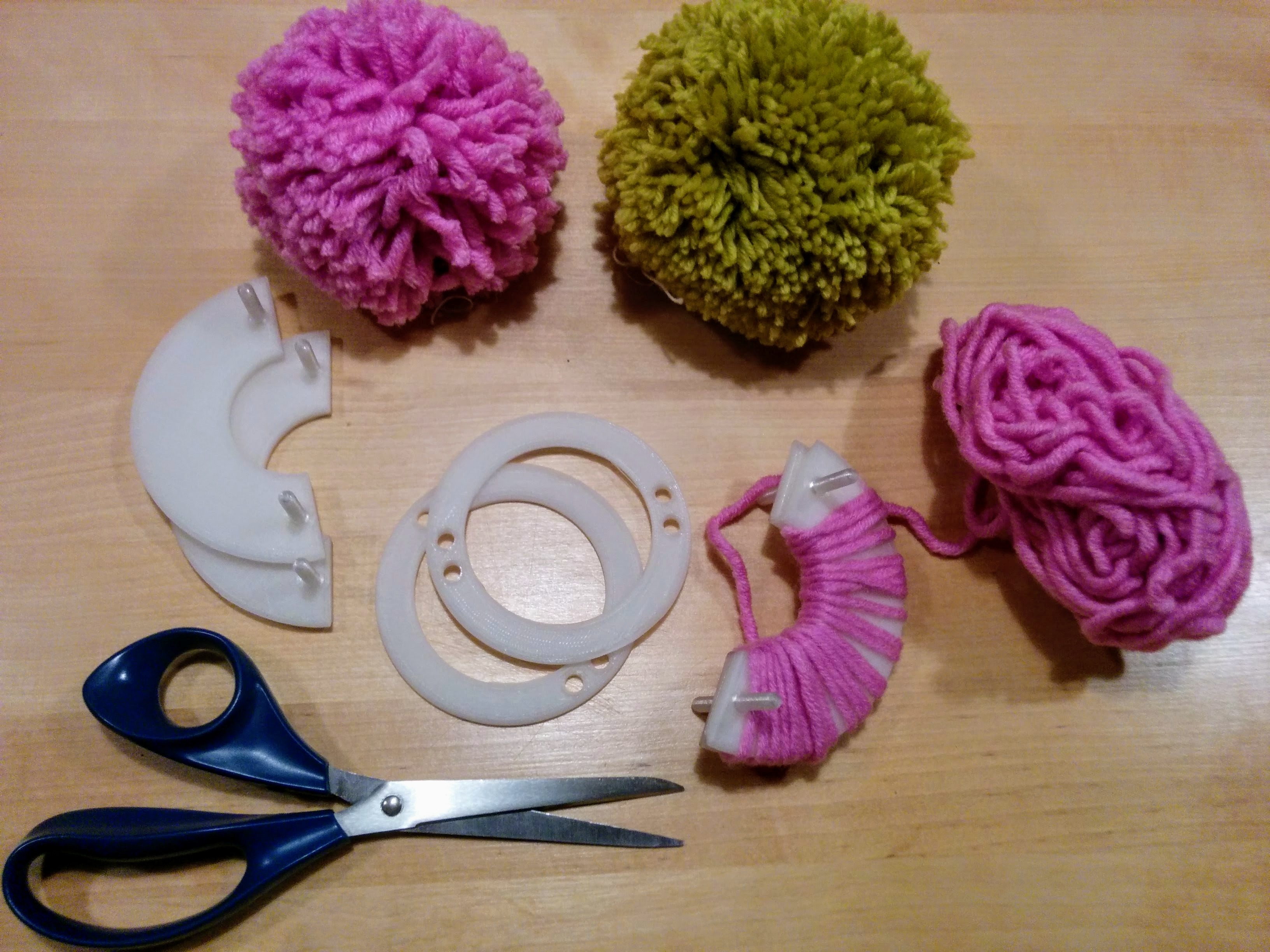 Parametric Pompom Maker