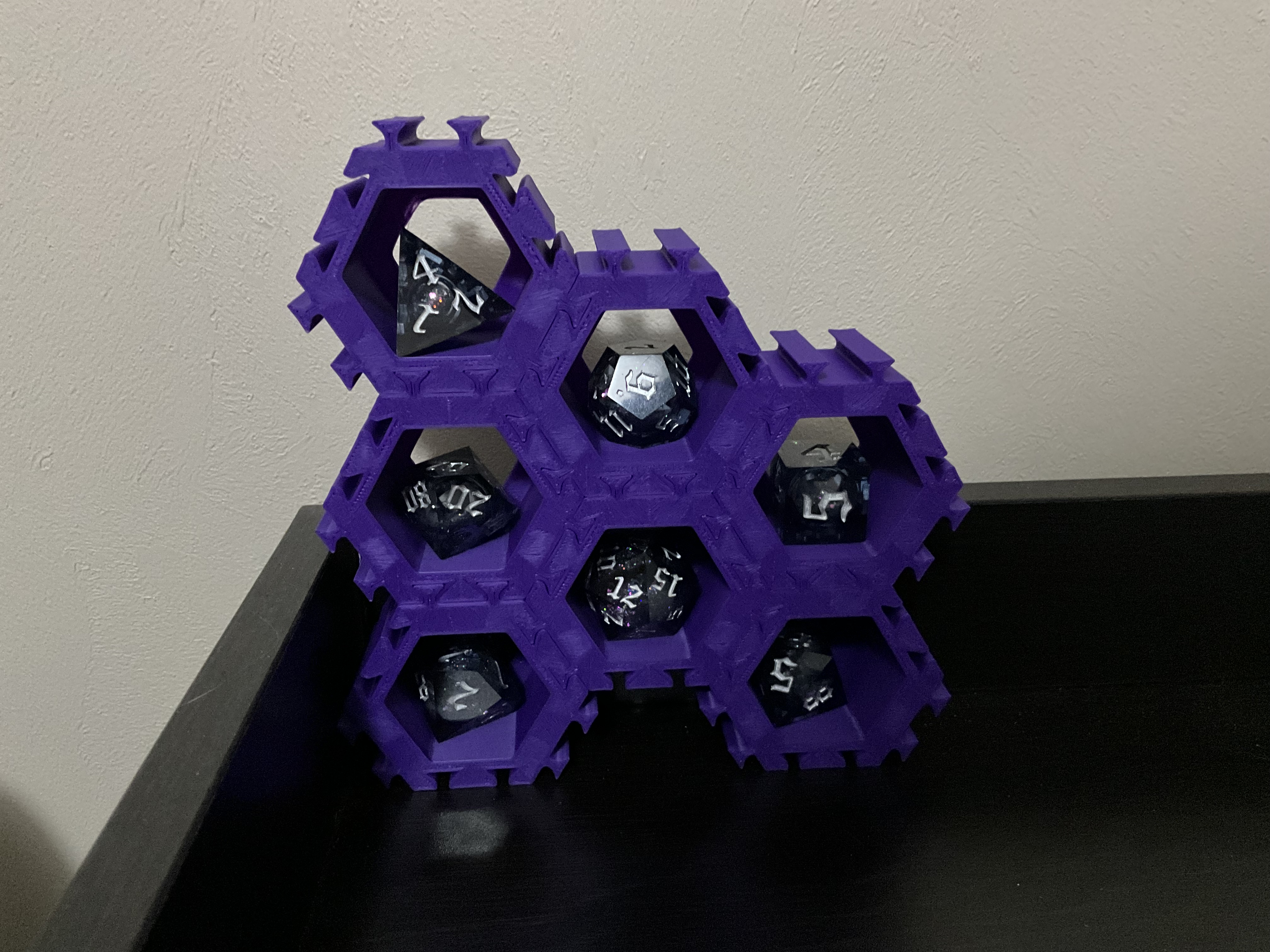 Modular Honeycomb dice display