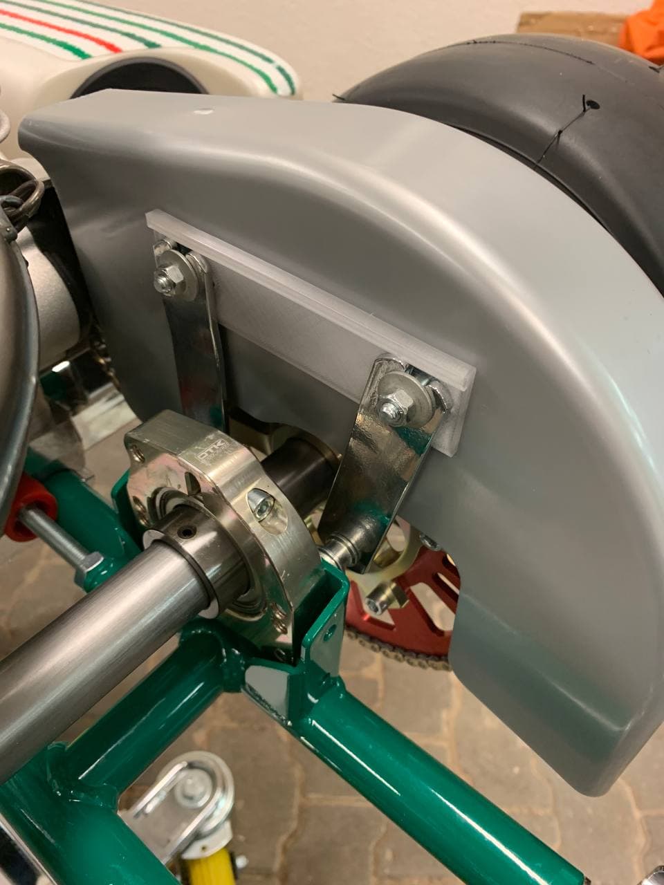 Tony Kart Mini Kid Chain Guard Keeper