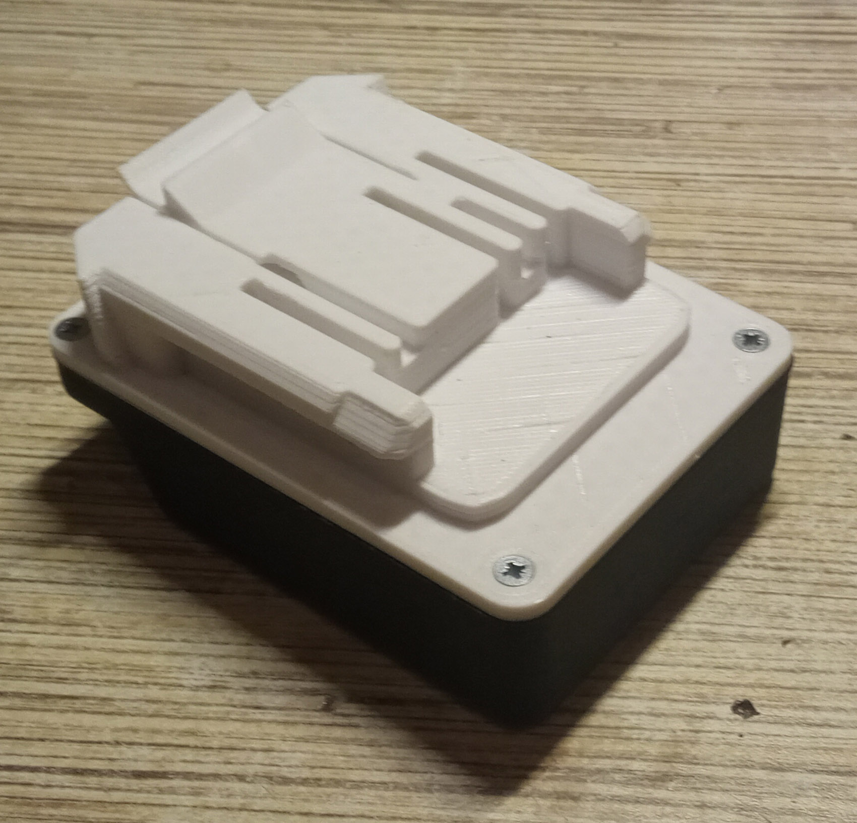 Makita 18V battery adapter BL1815G